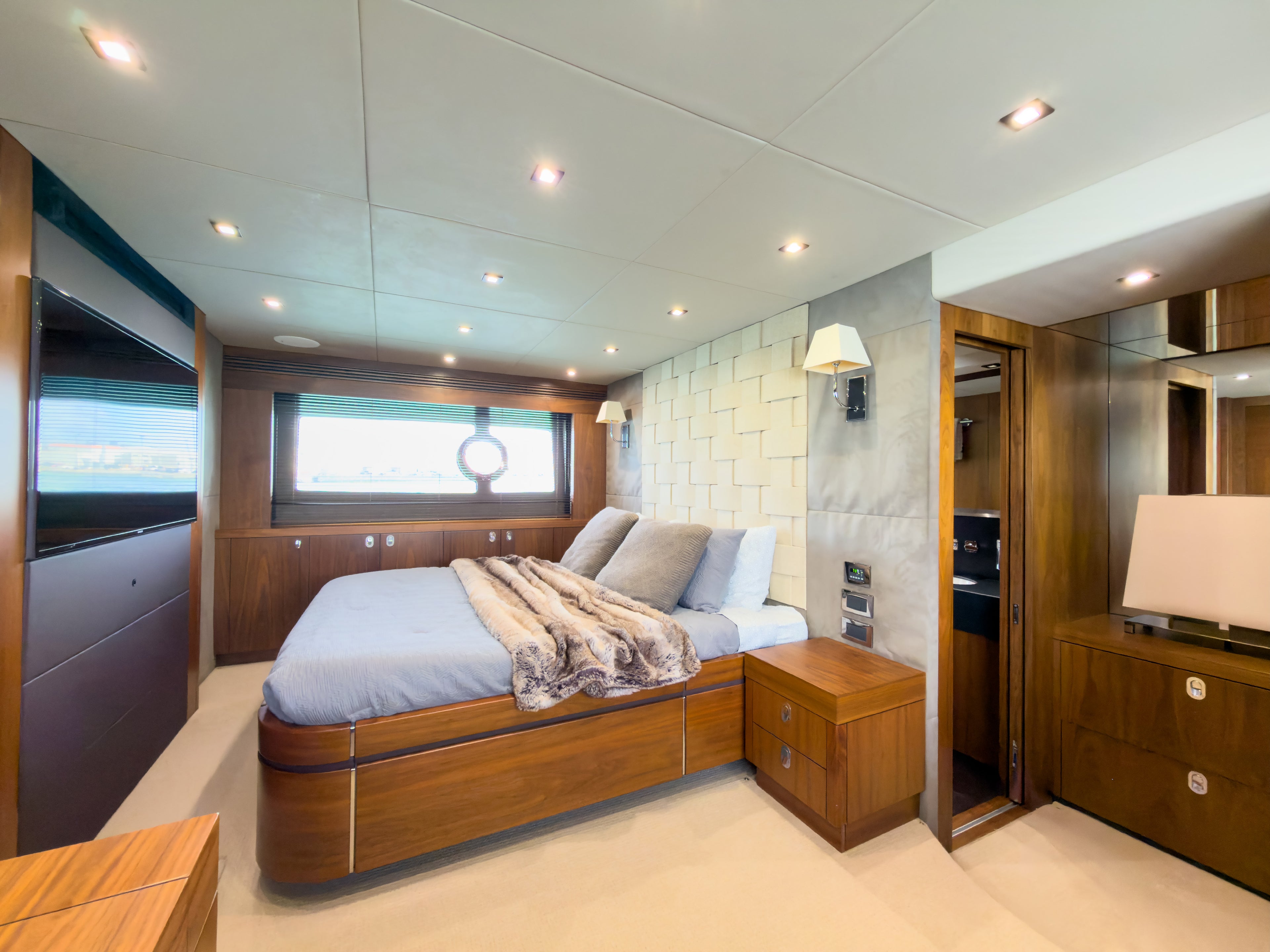 80FT Sunseeker SMU