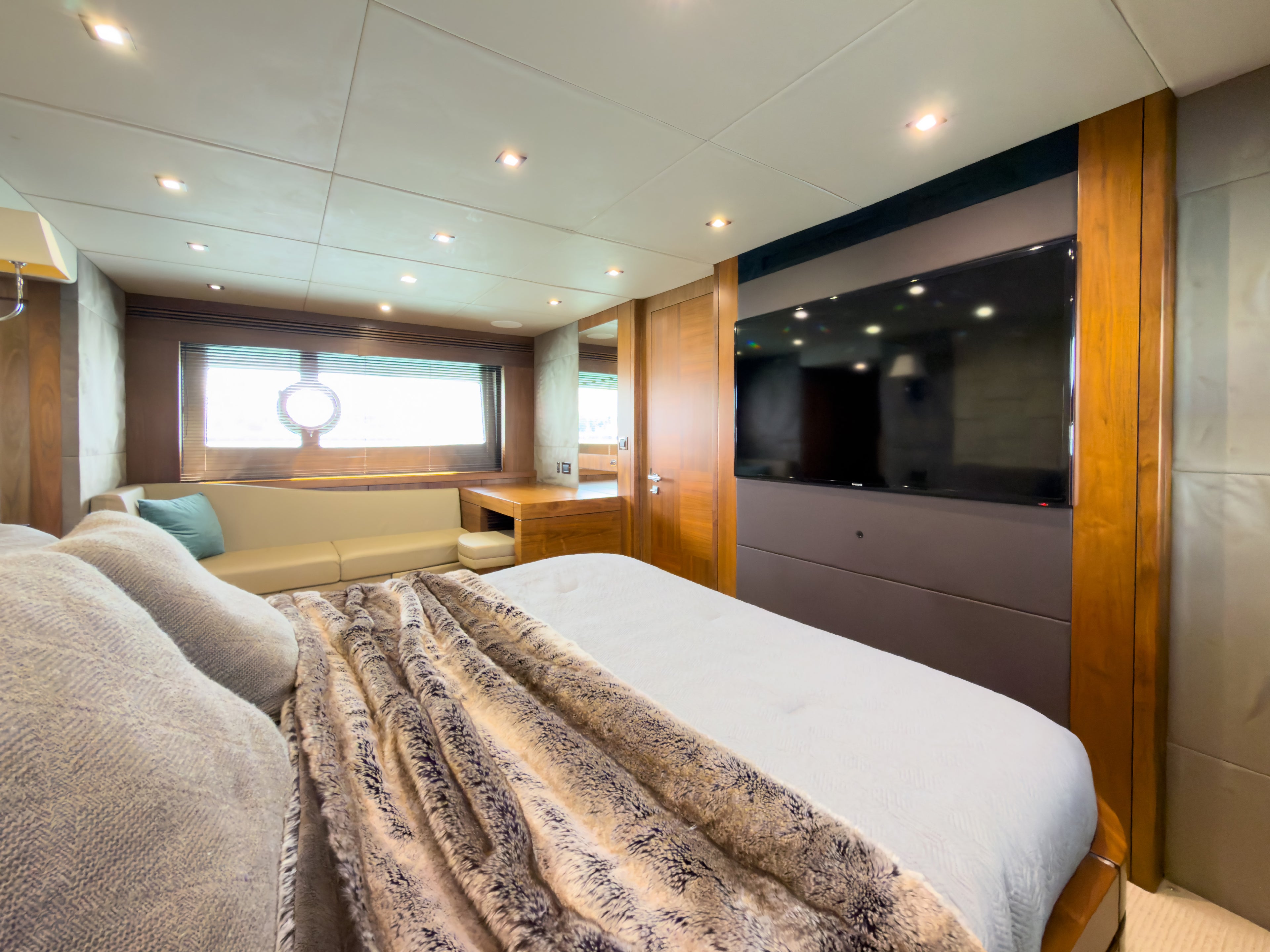 80FT Sunseeker SMU