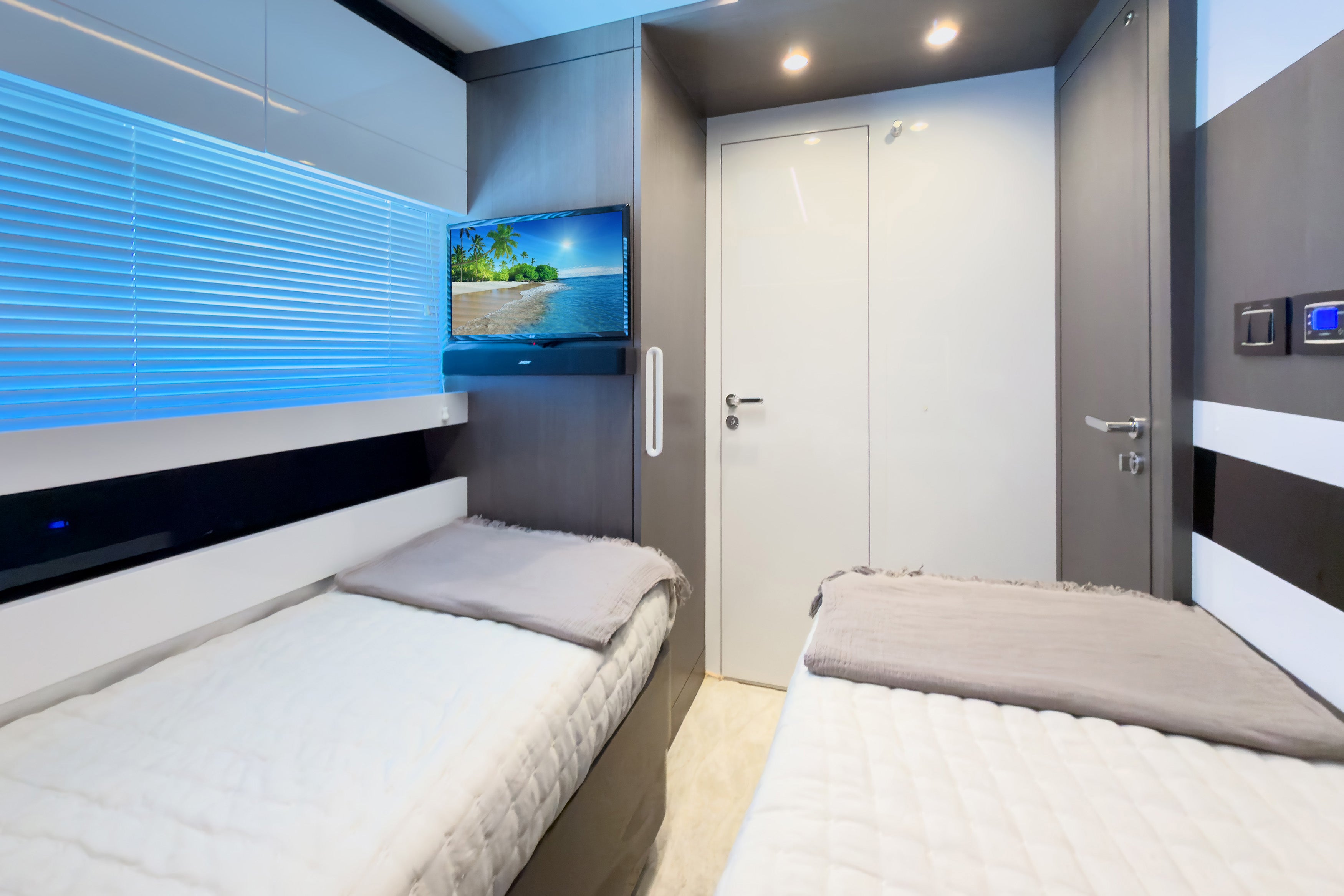 70FT Azimut S7