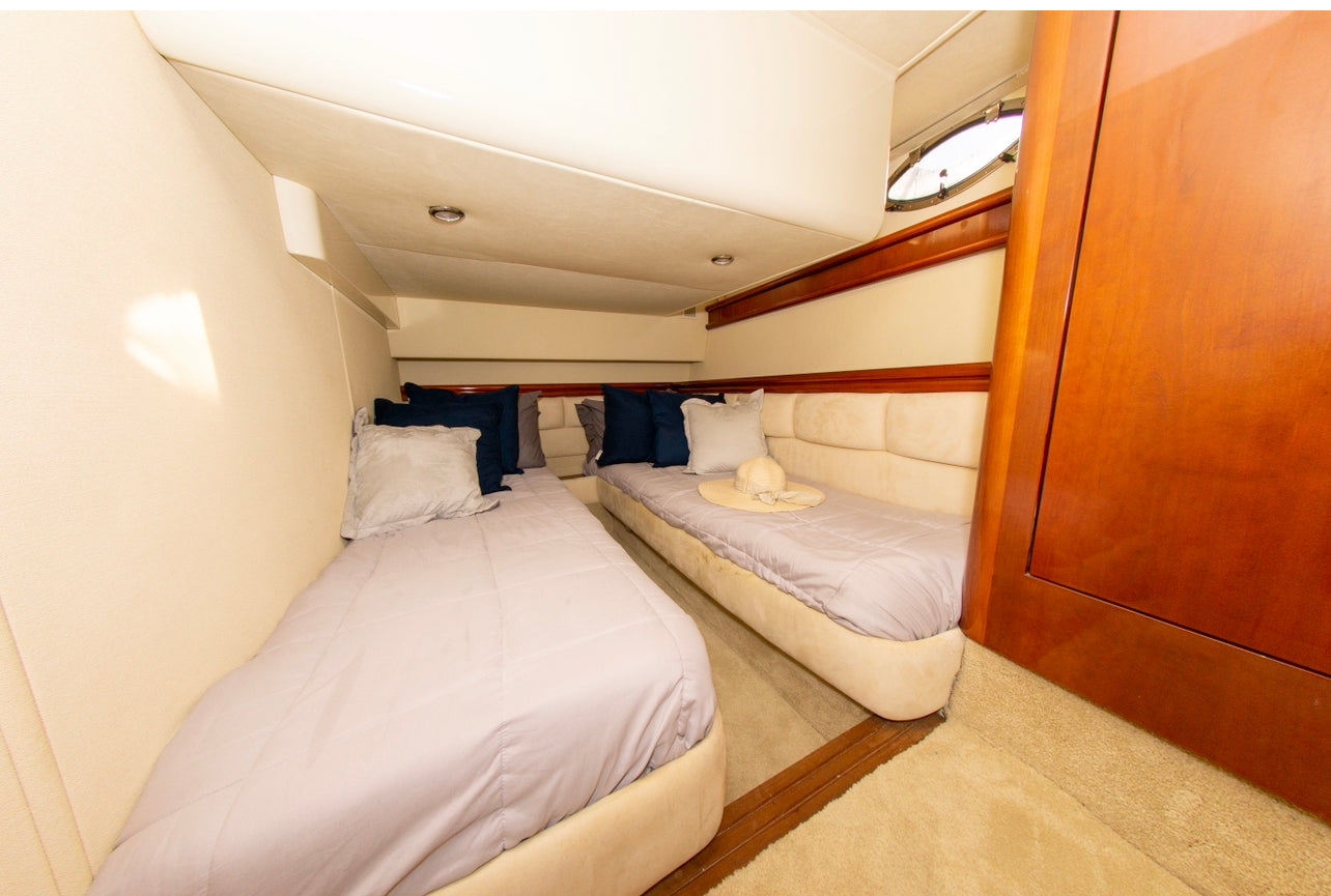 55FT Flybridge
