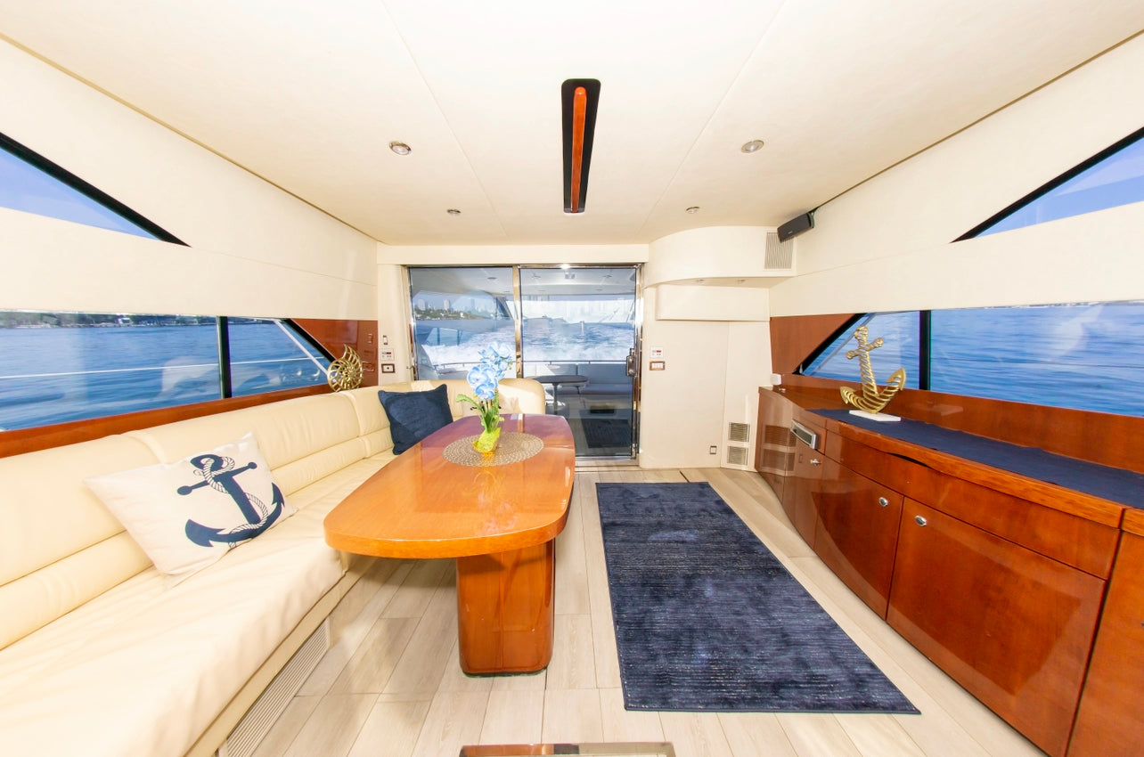 55FT Flybridge