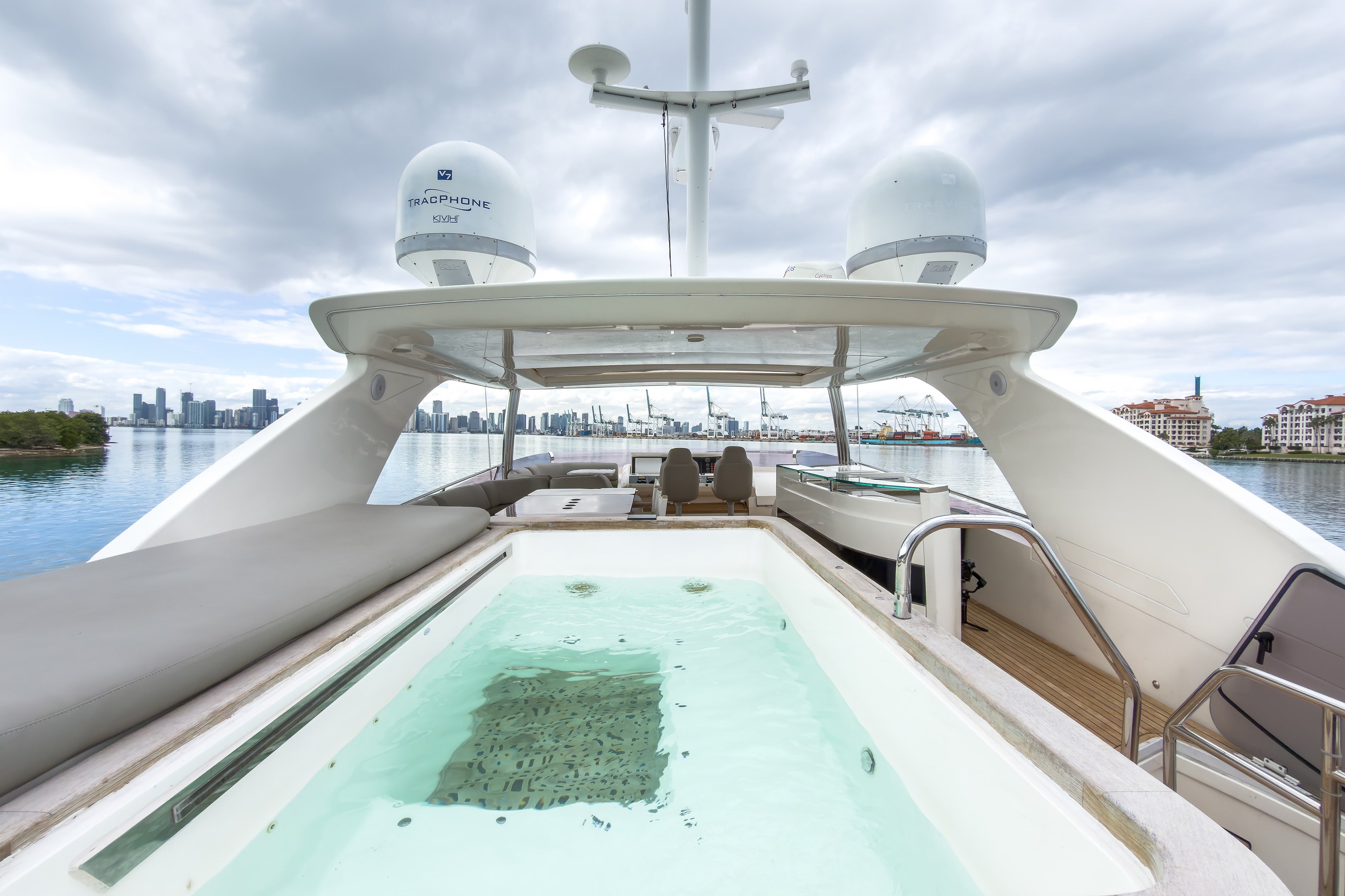 88FT Princess PFO