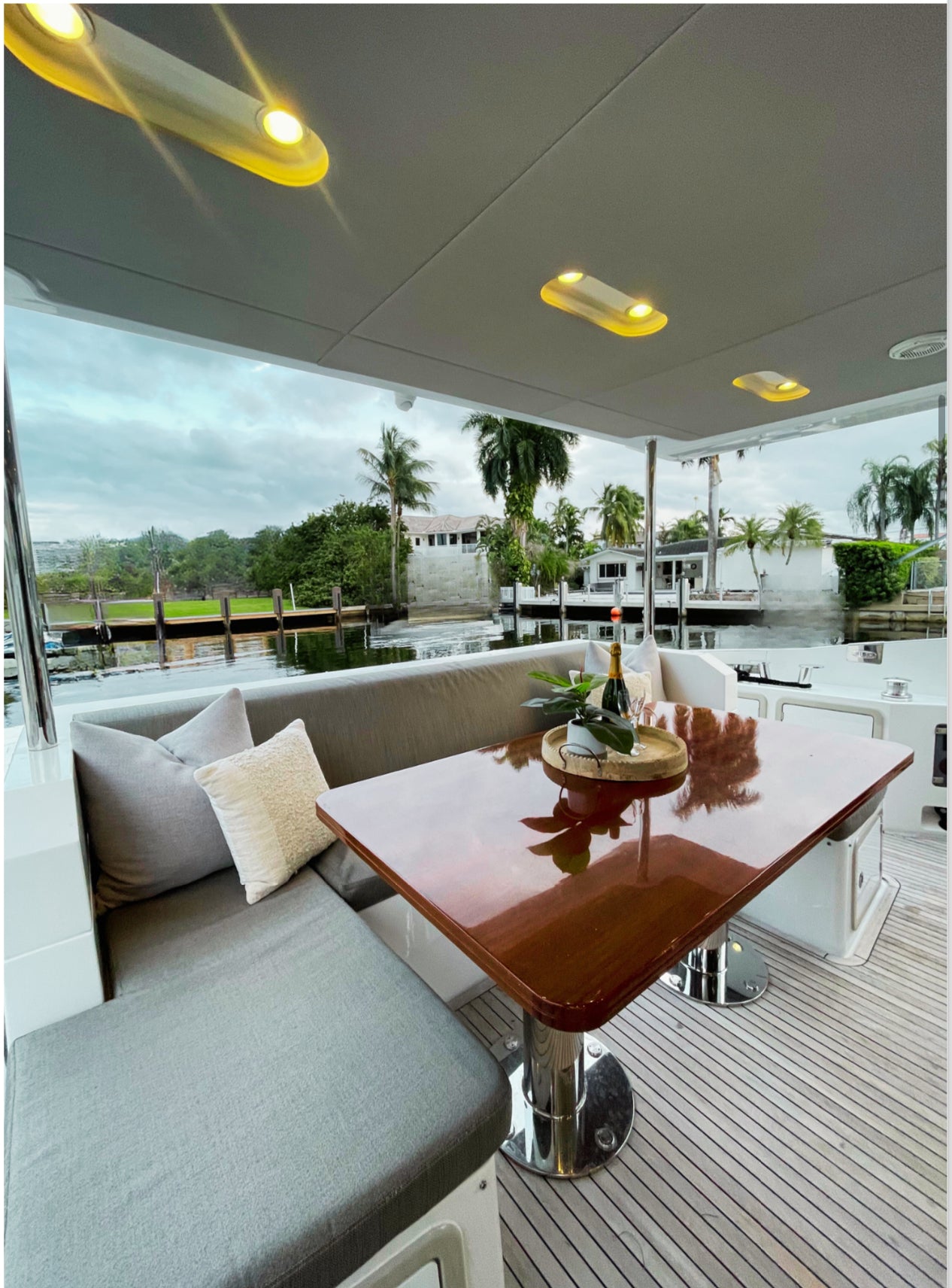 68ft Azimut