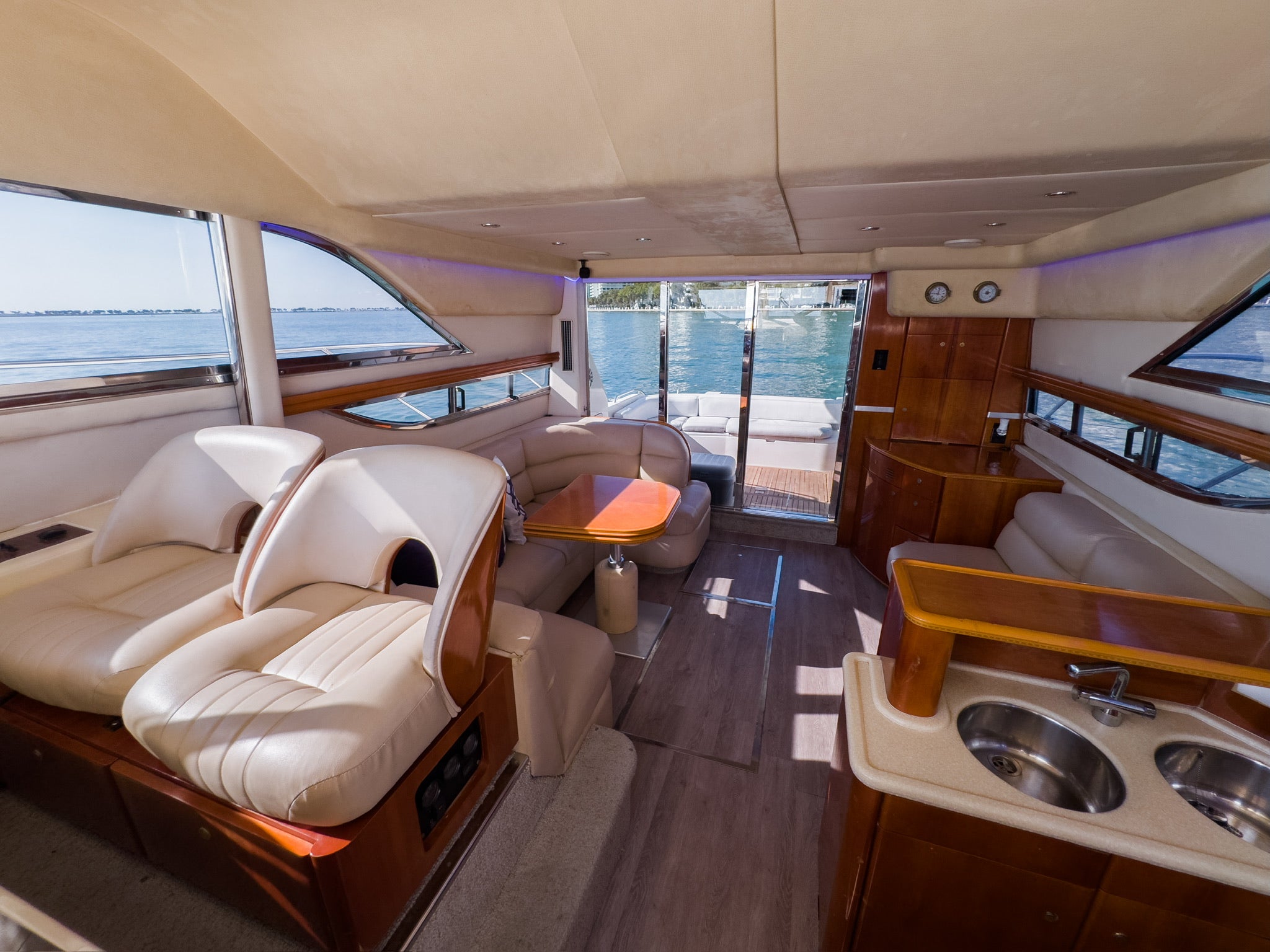 48FT GAZZELLA