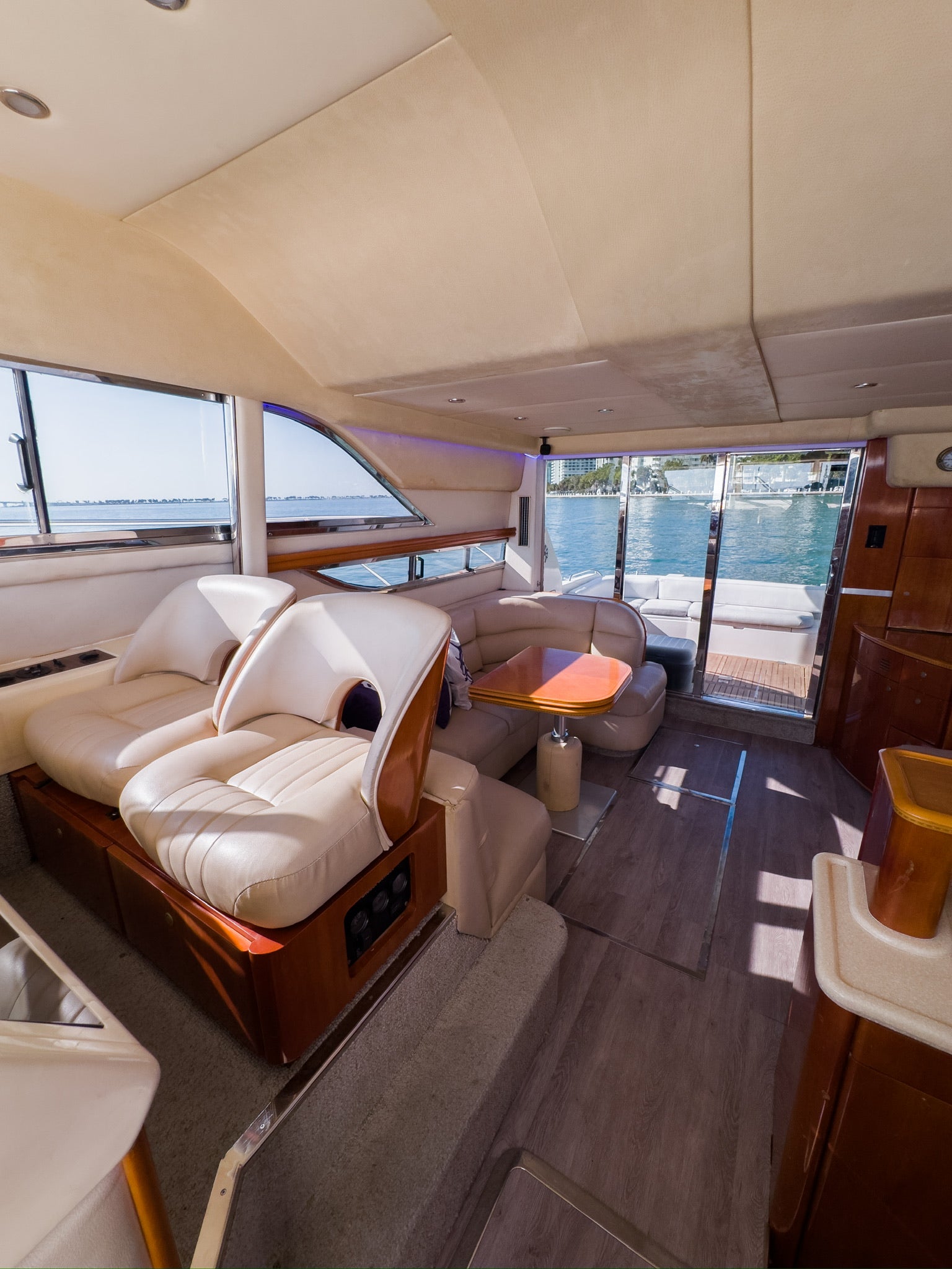 48FT GAZZELLA