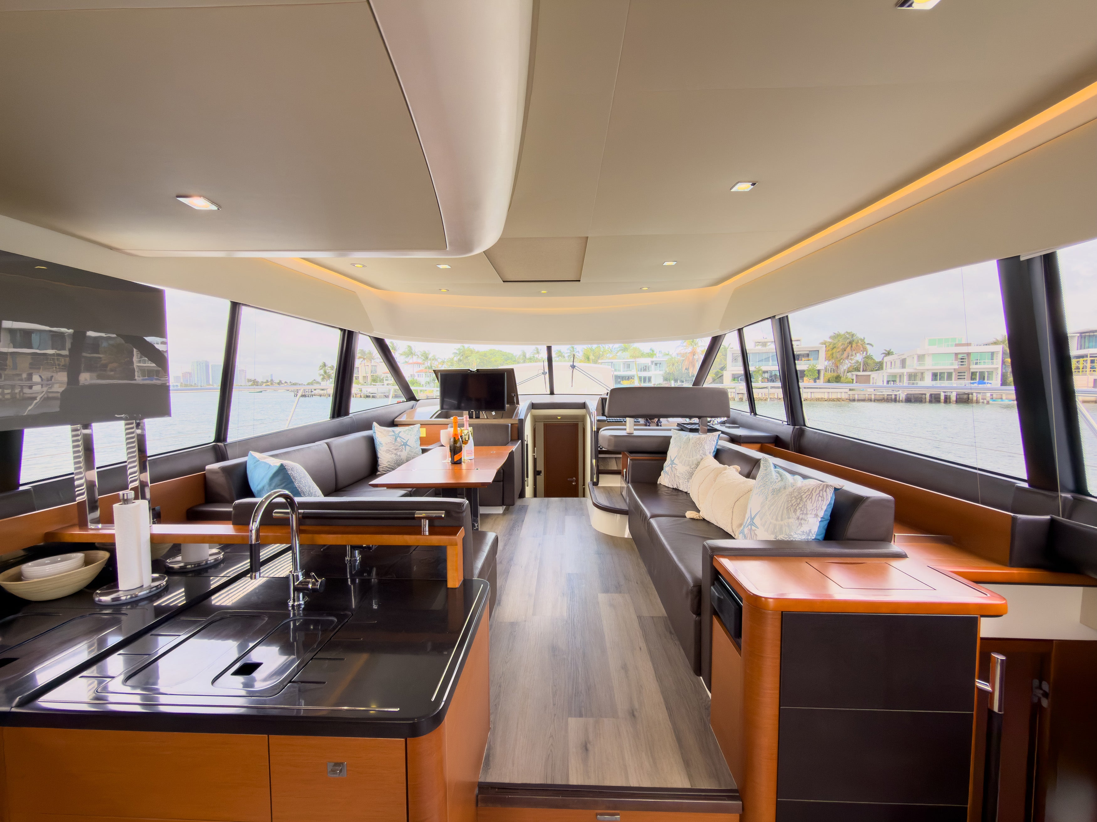 58FT Prestige