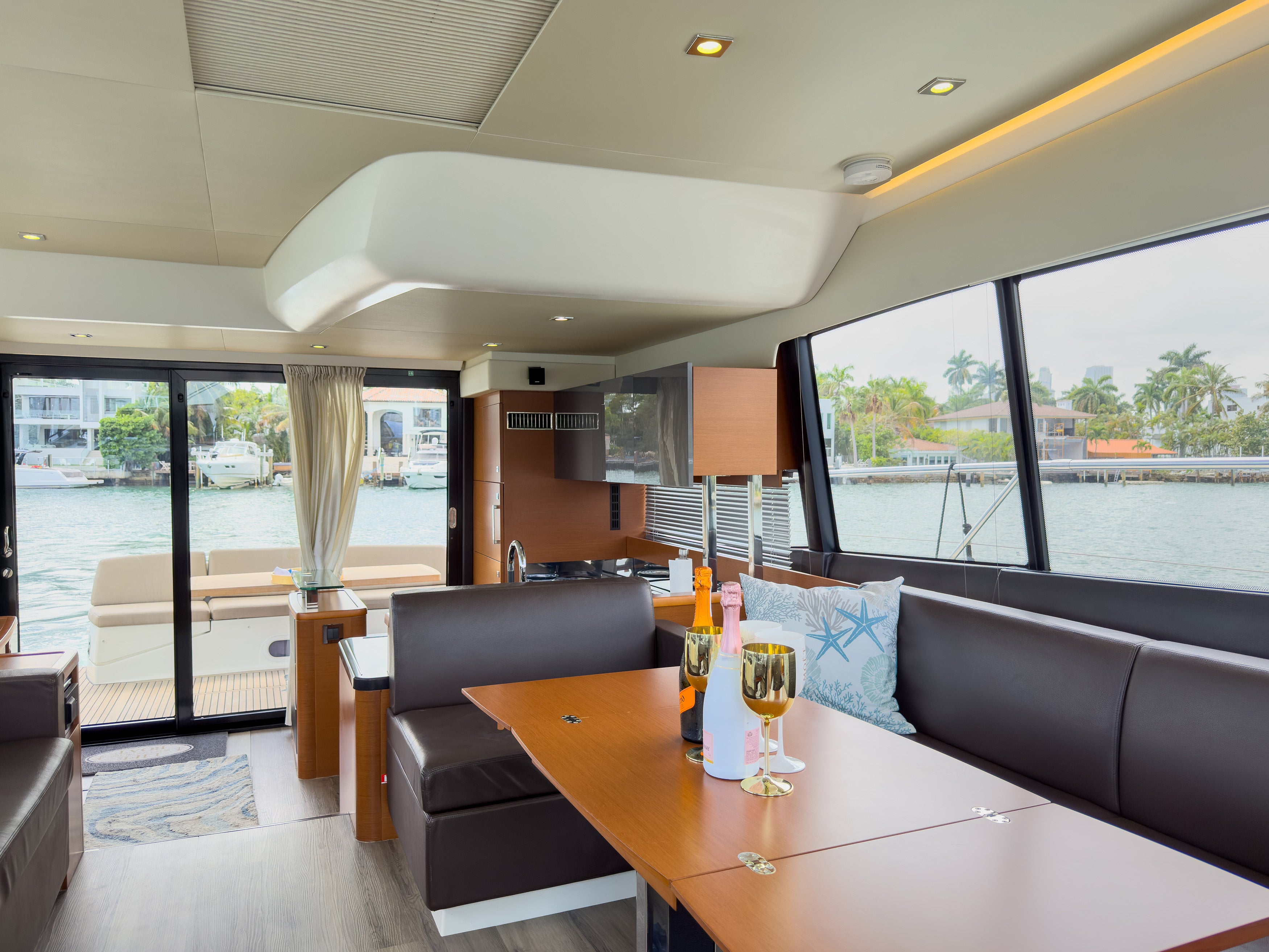 58FT Prestige