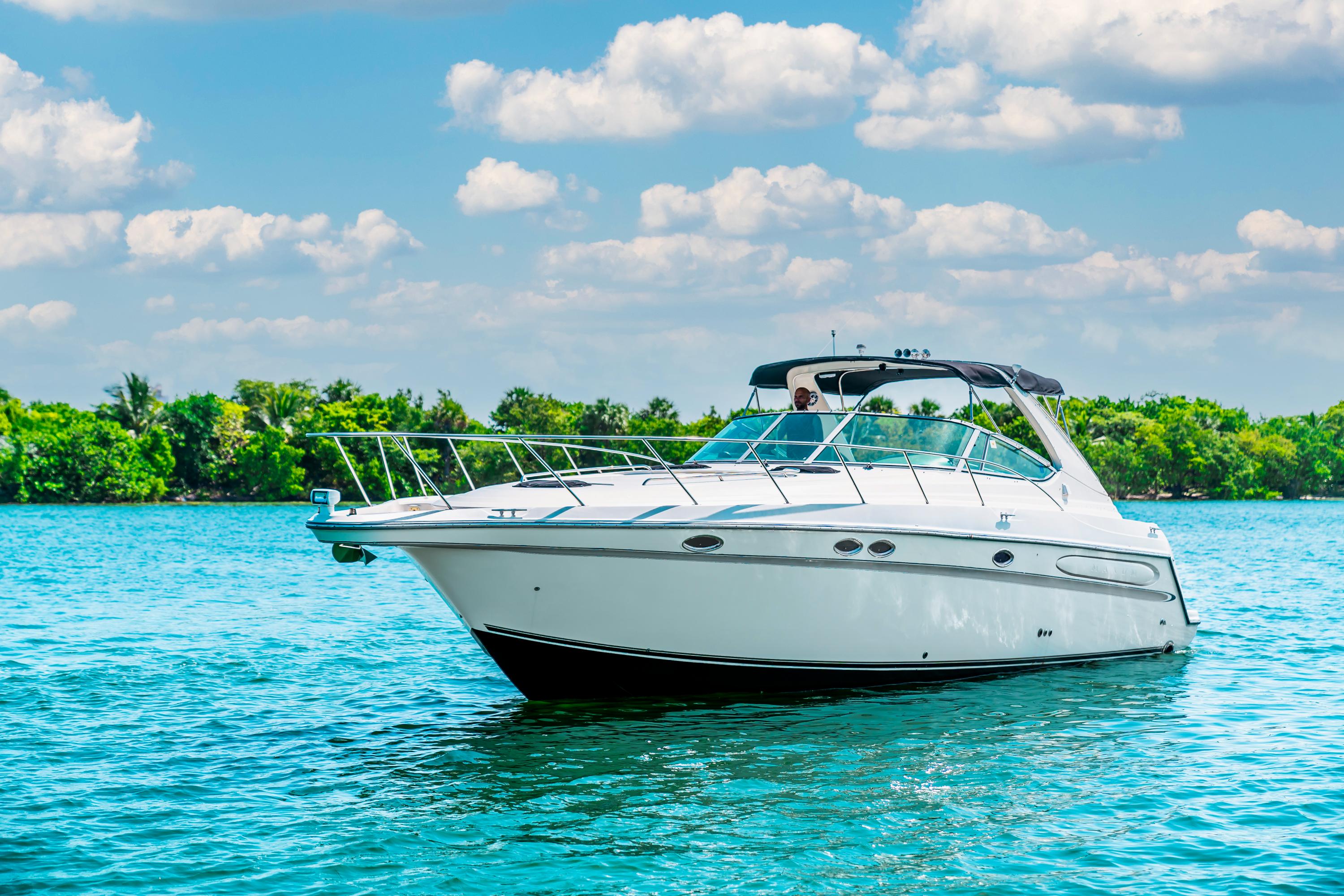 45FT Maxum