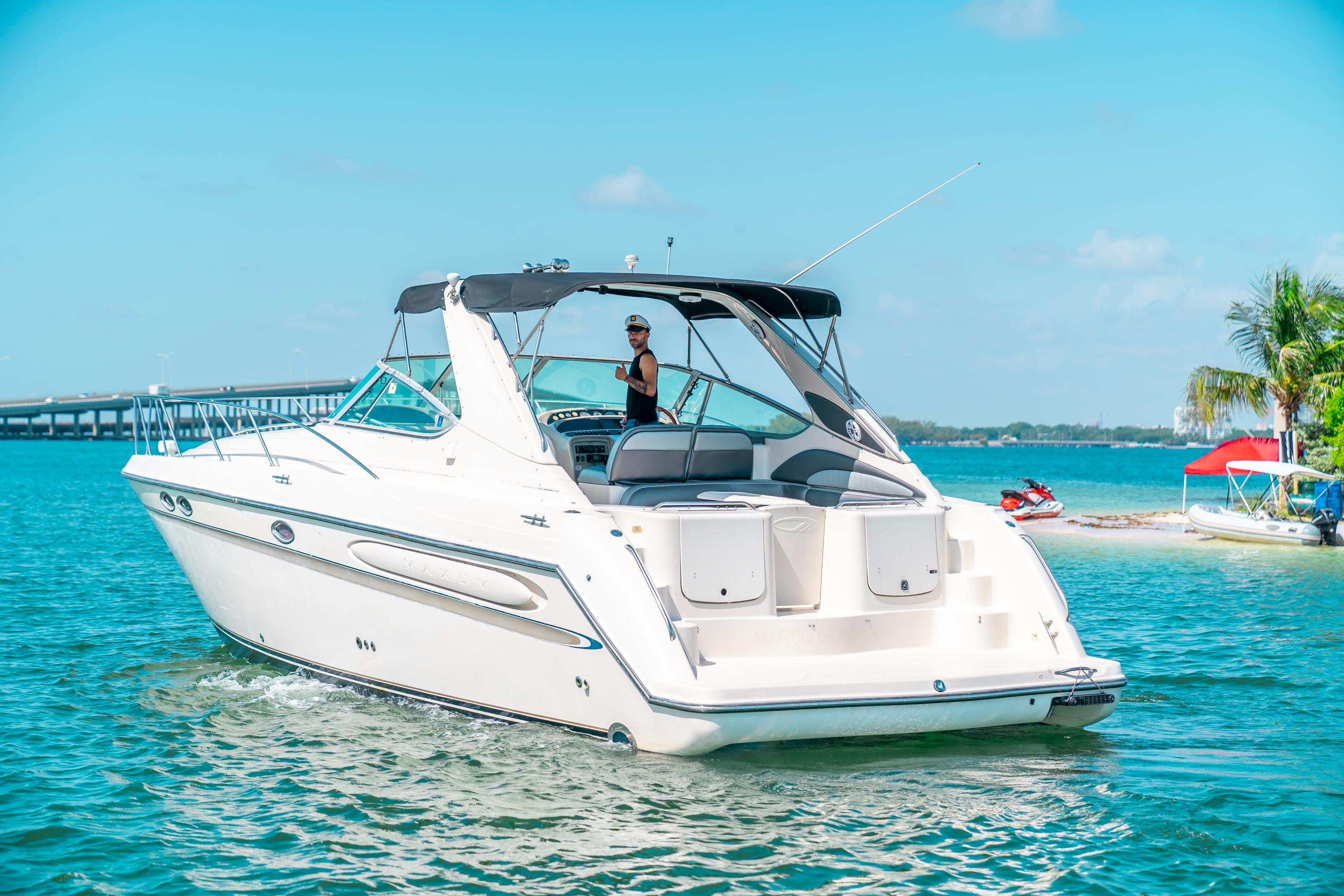 45FT Maxum