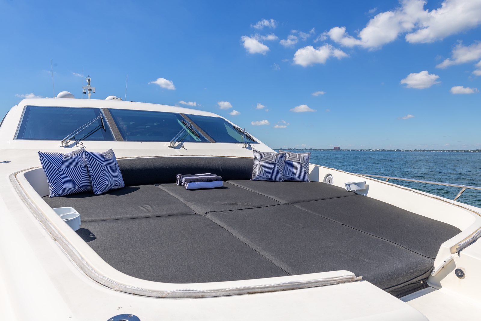 102FT Leopard Sport