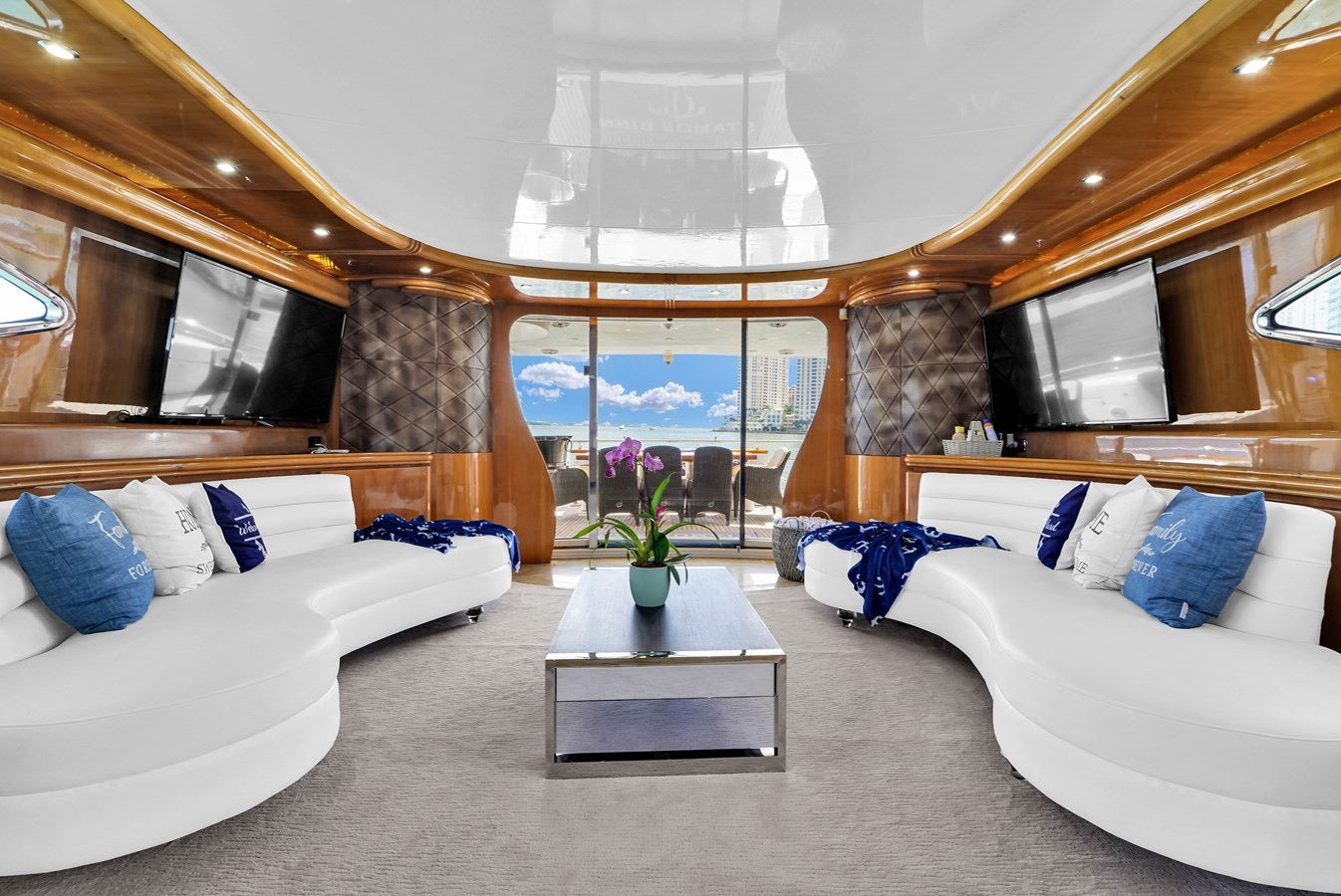 110 FT  Maiora "Stamos Bien"