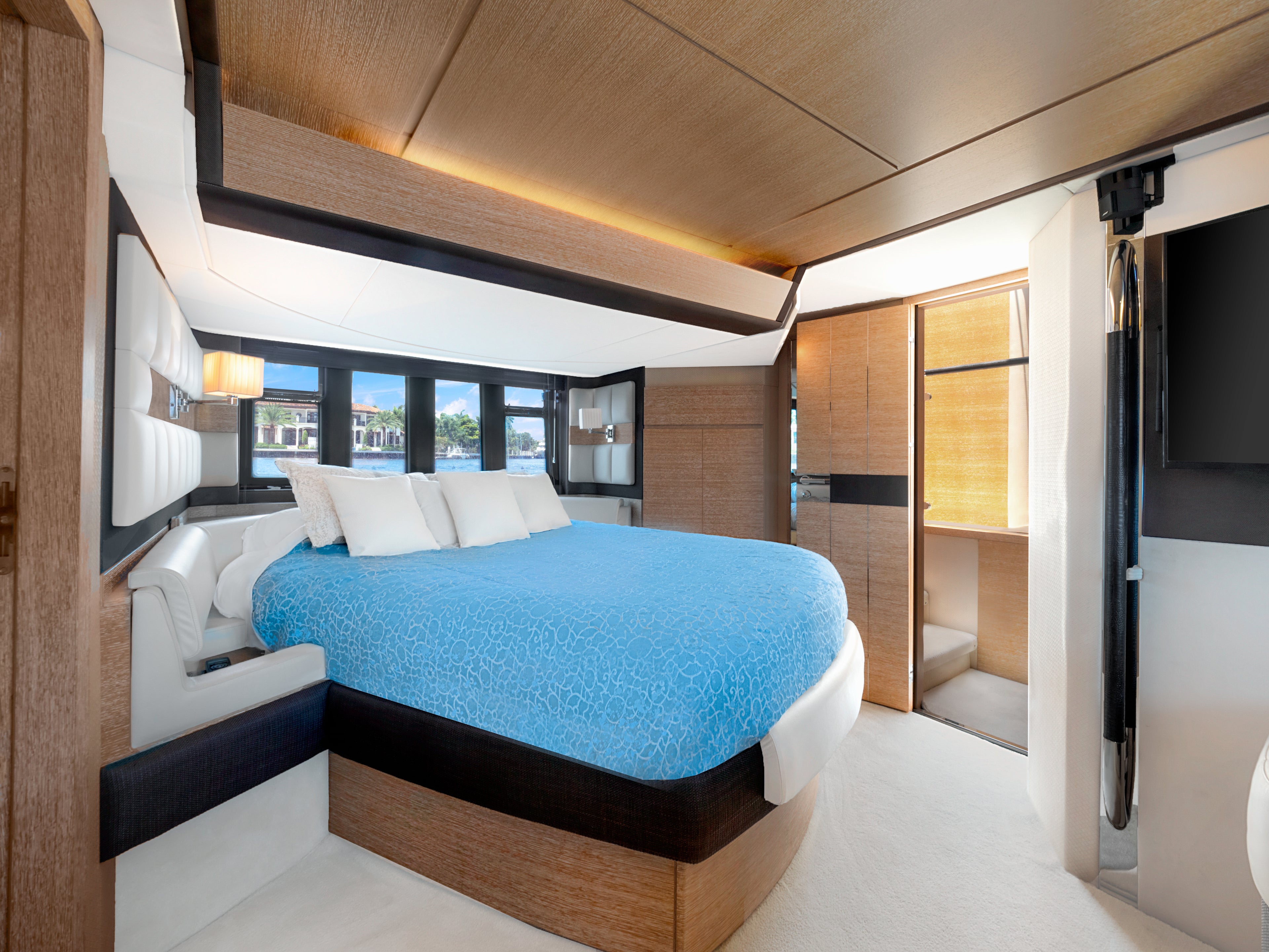 64ft Azimut