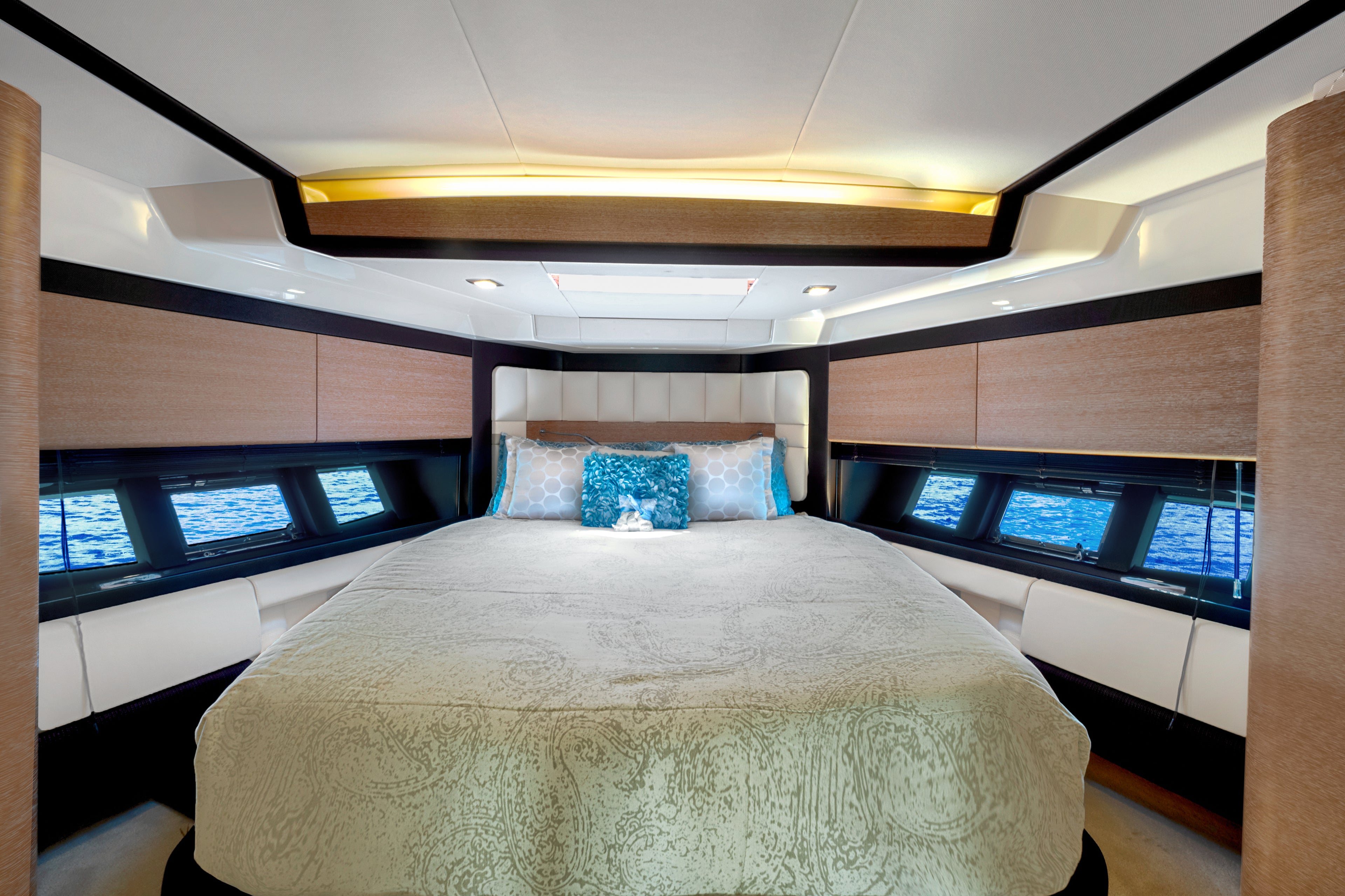 64ft Azimut