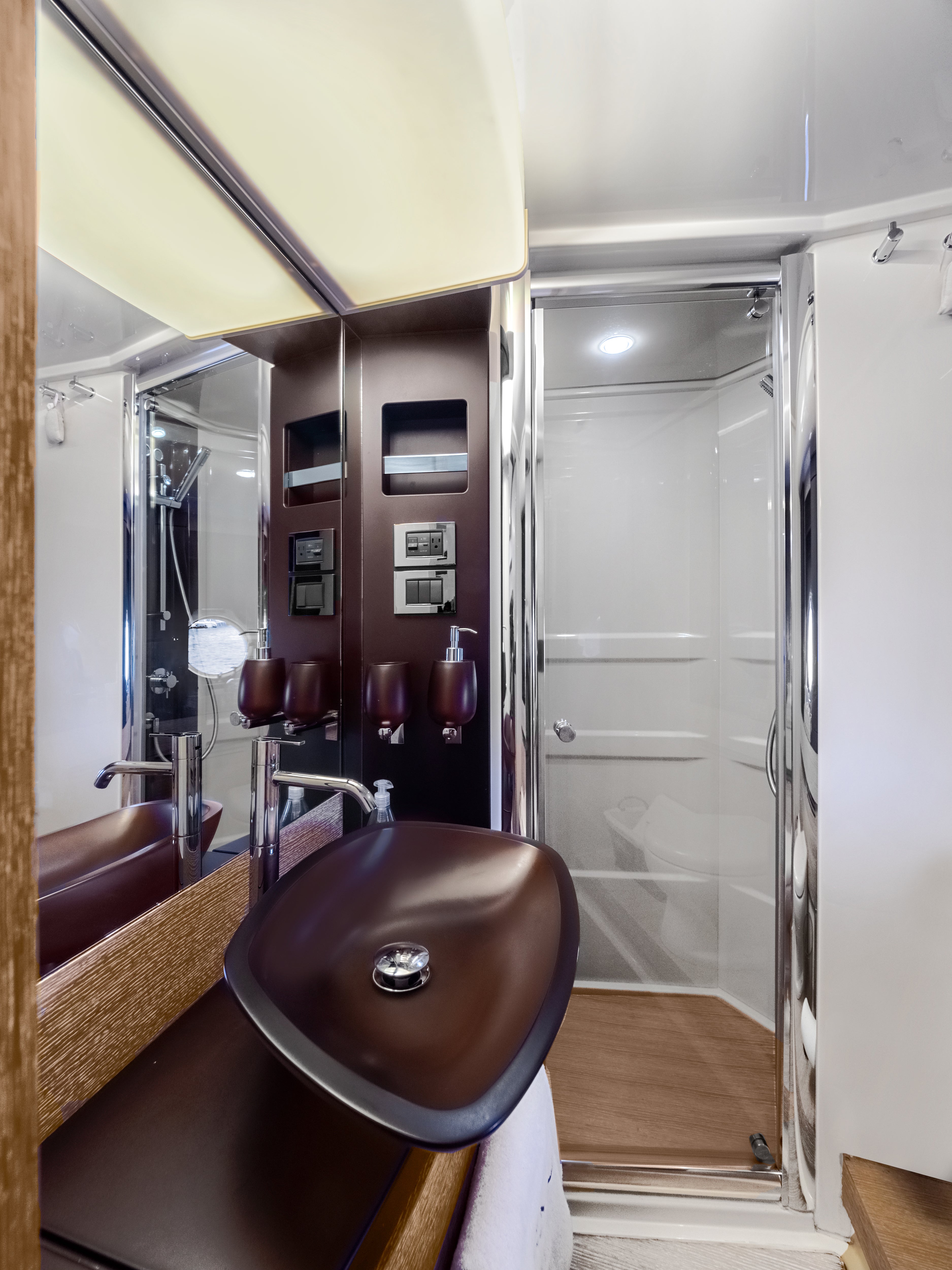 64ft Azimut
