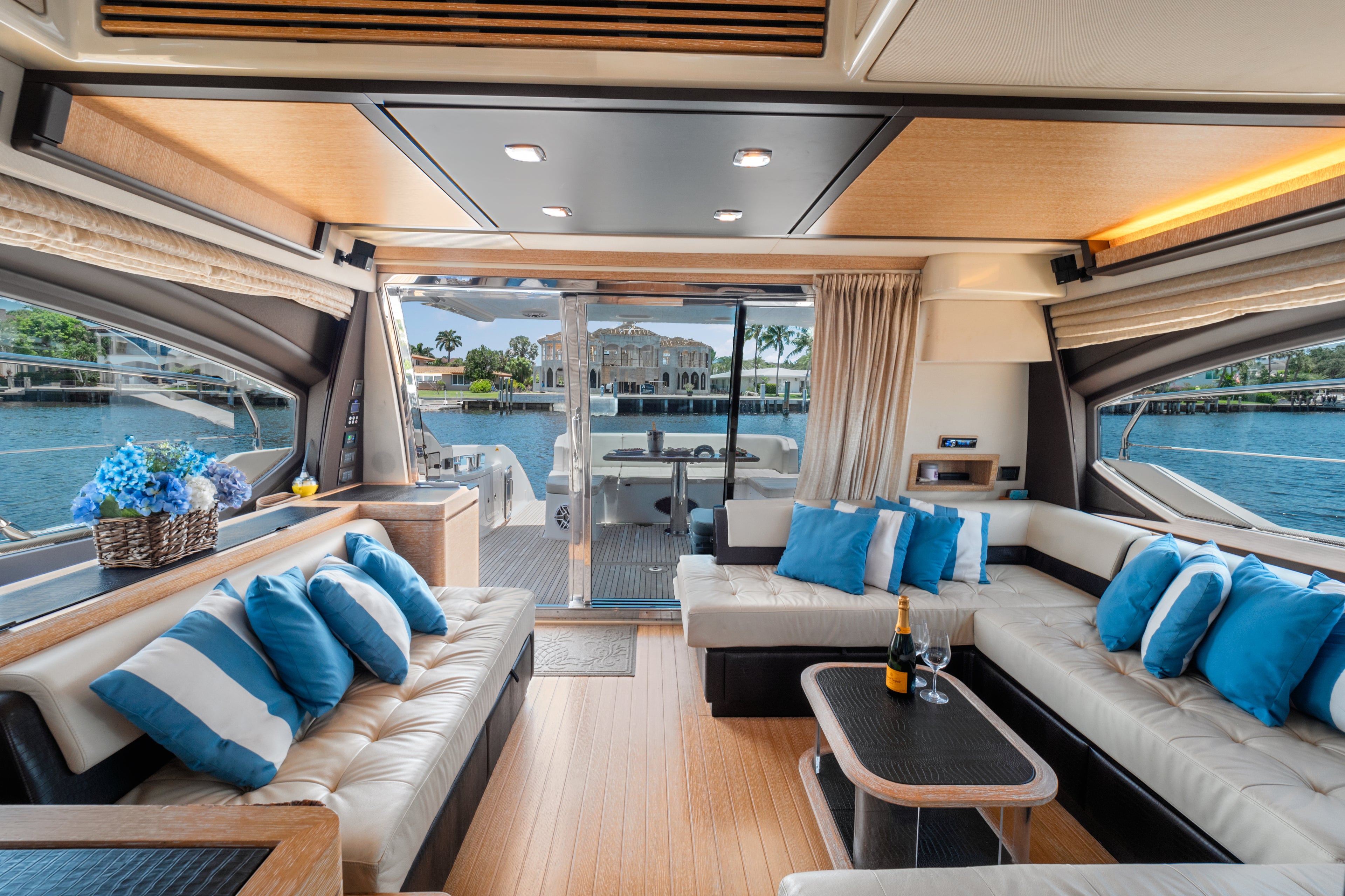 64ft Azimut
