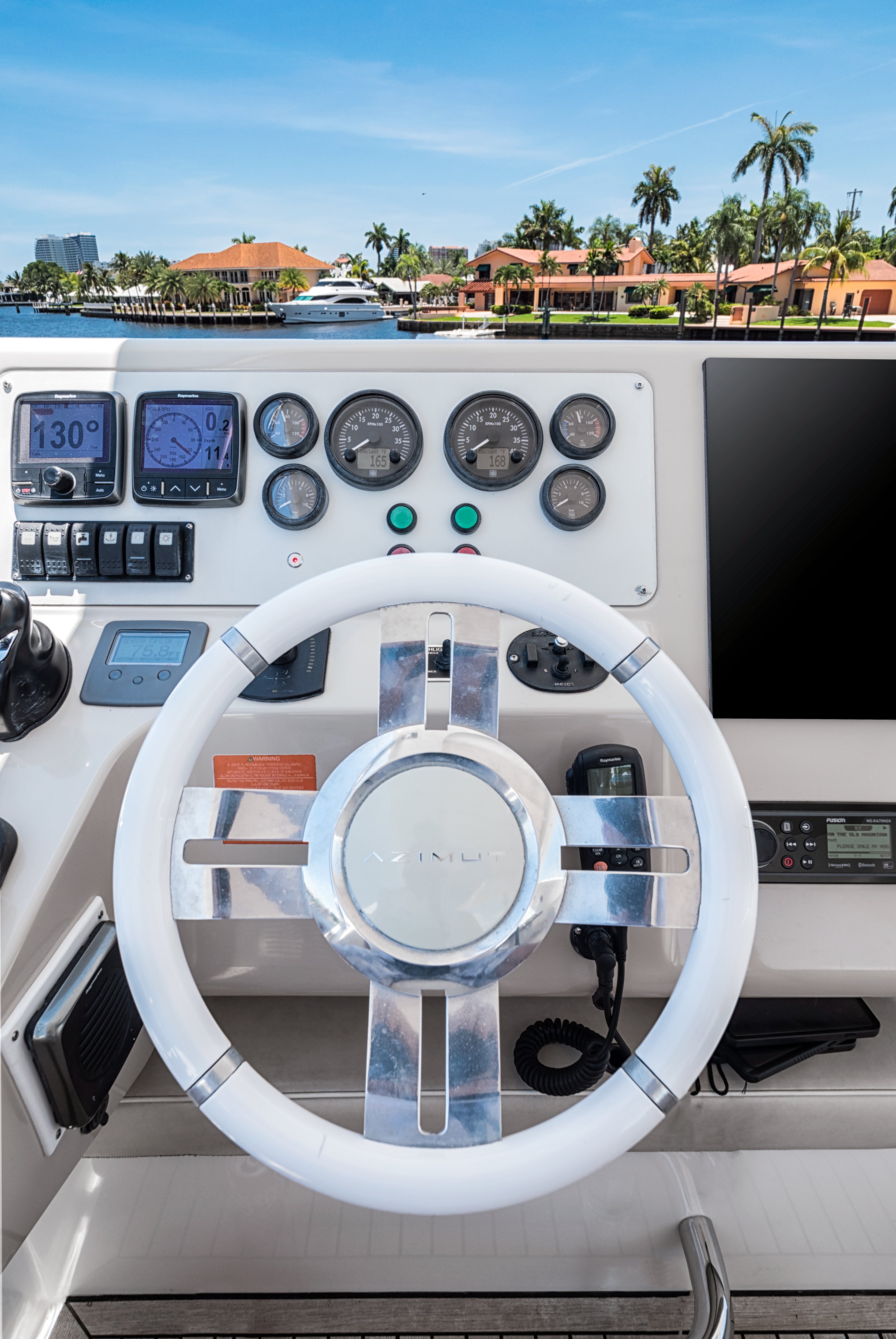 64ft Azimut