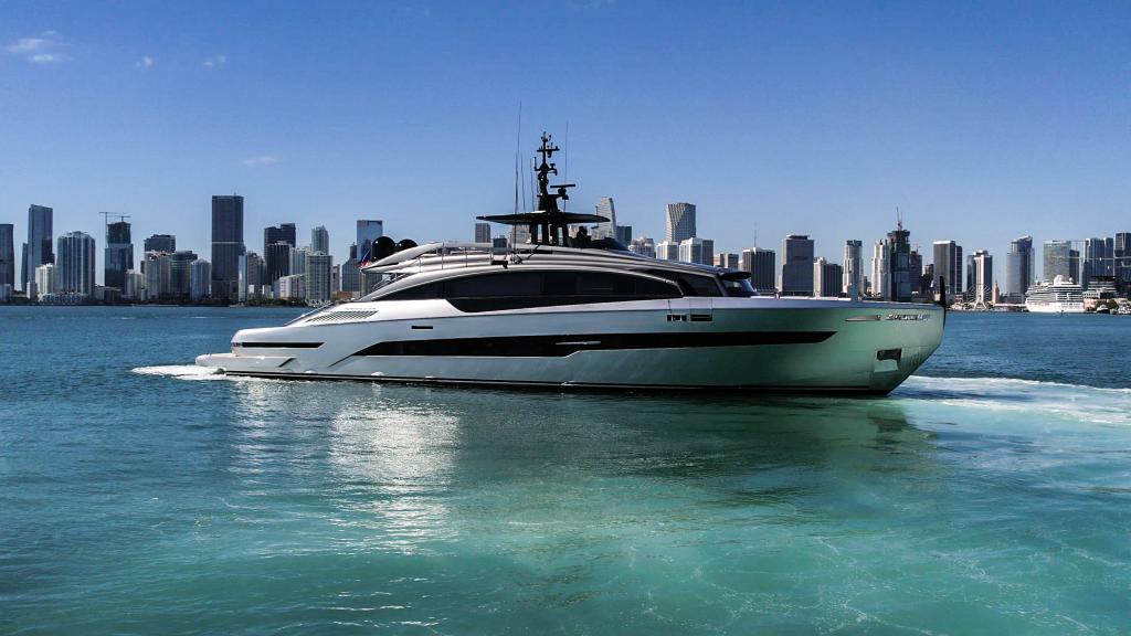 116 FT Pershing GTX