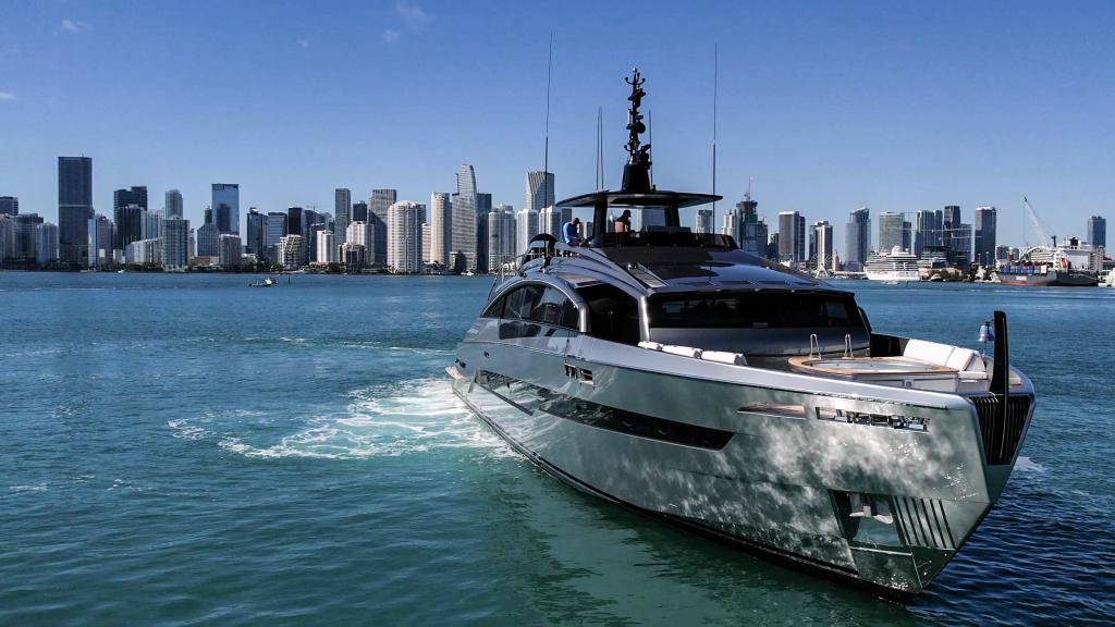 116 FT Pershing GTX