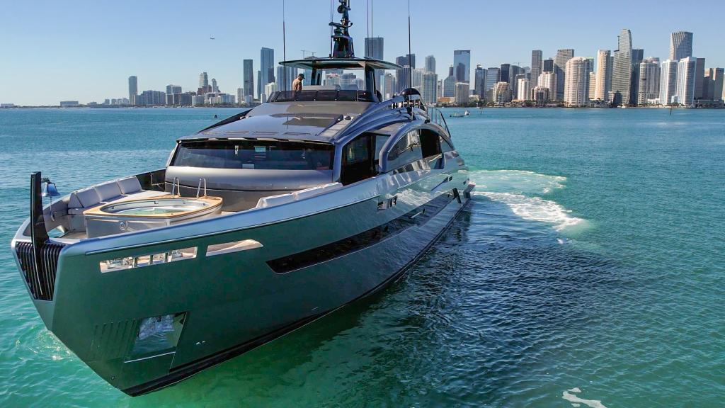 116 FT Pershing GTX