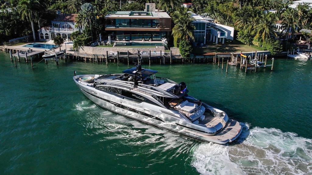 116 FT Pershing GTX