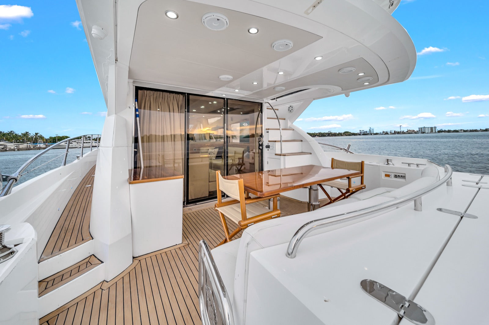 70FT Sunseeker