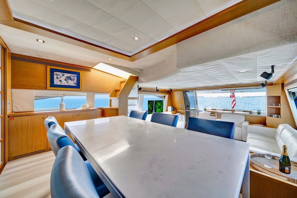 85FT Ferretti "Destiny"