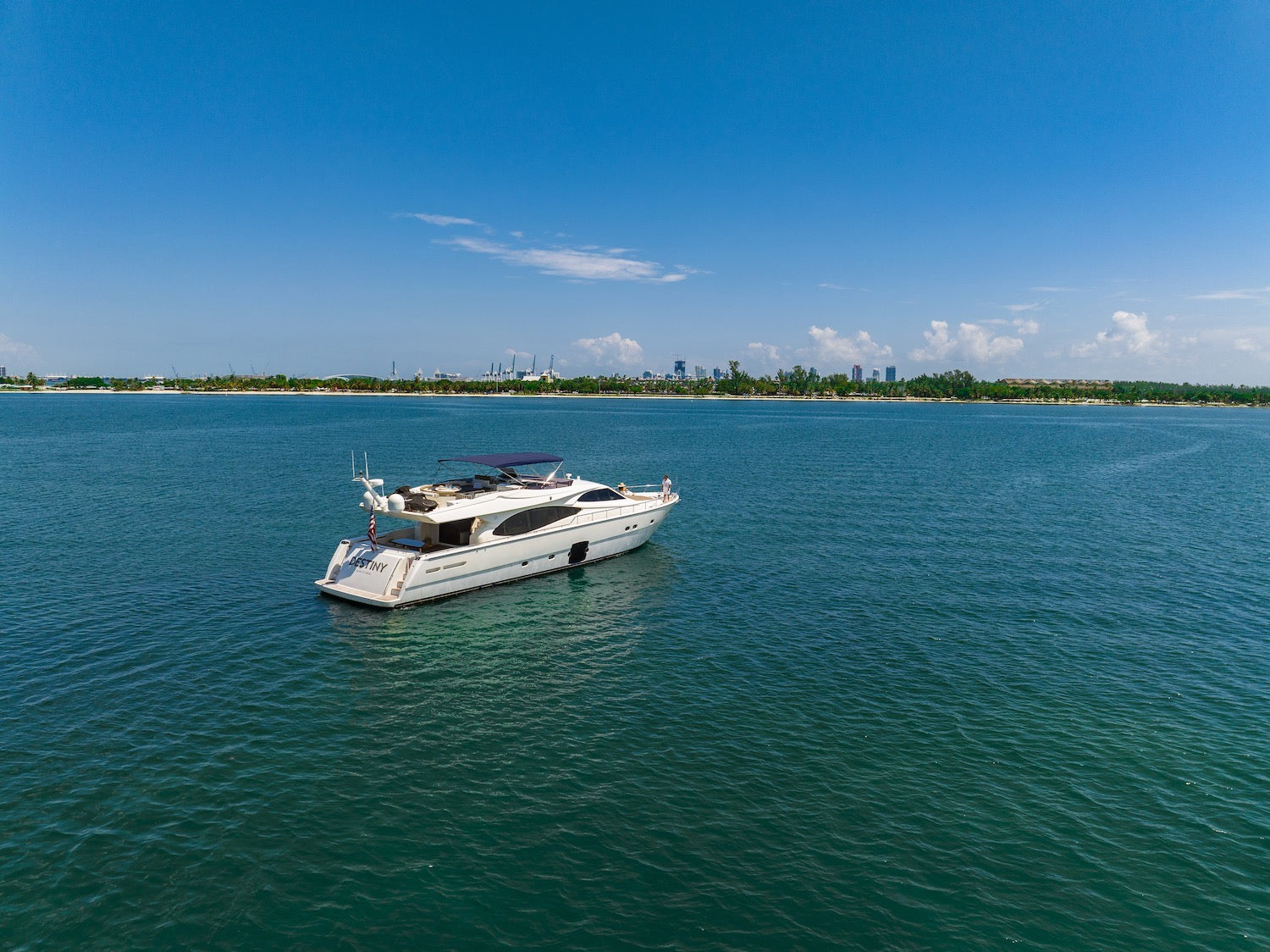 85FT Ferretti "Destiny"
