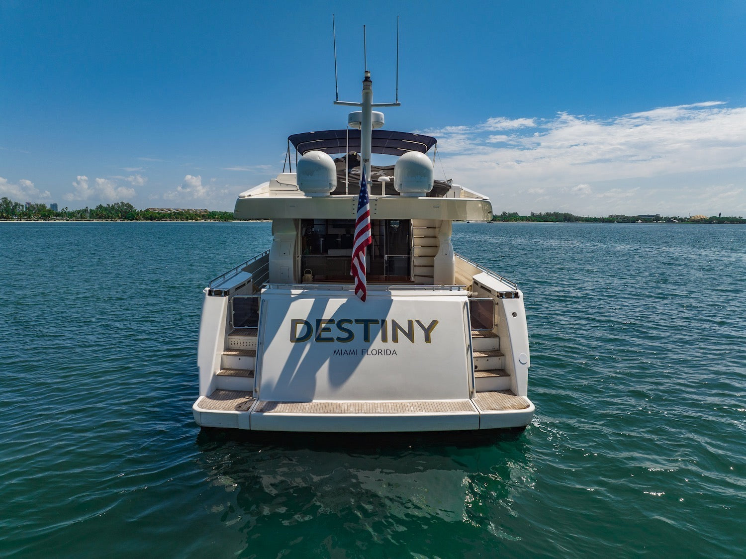 85FT Ferretti "Destiny"