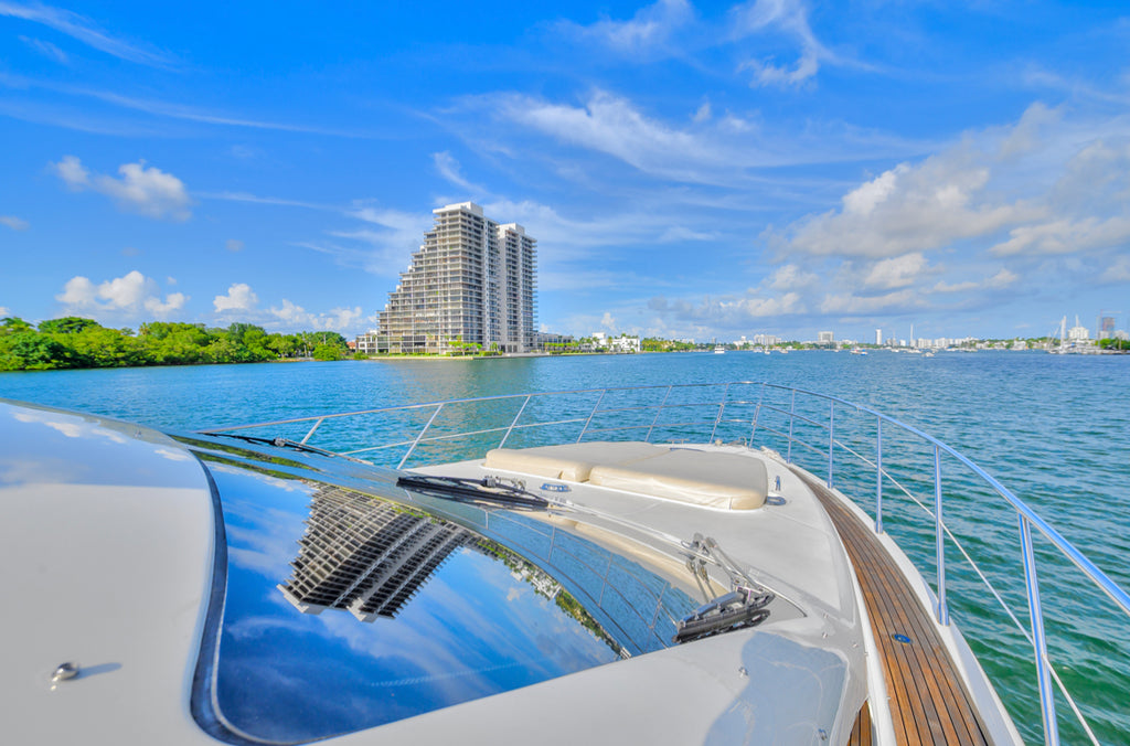 70FT Azimut DV