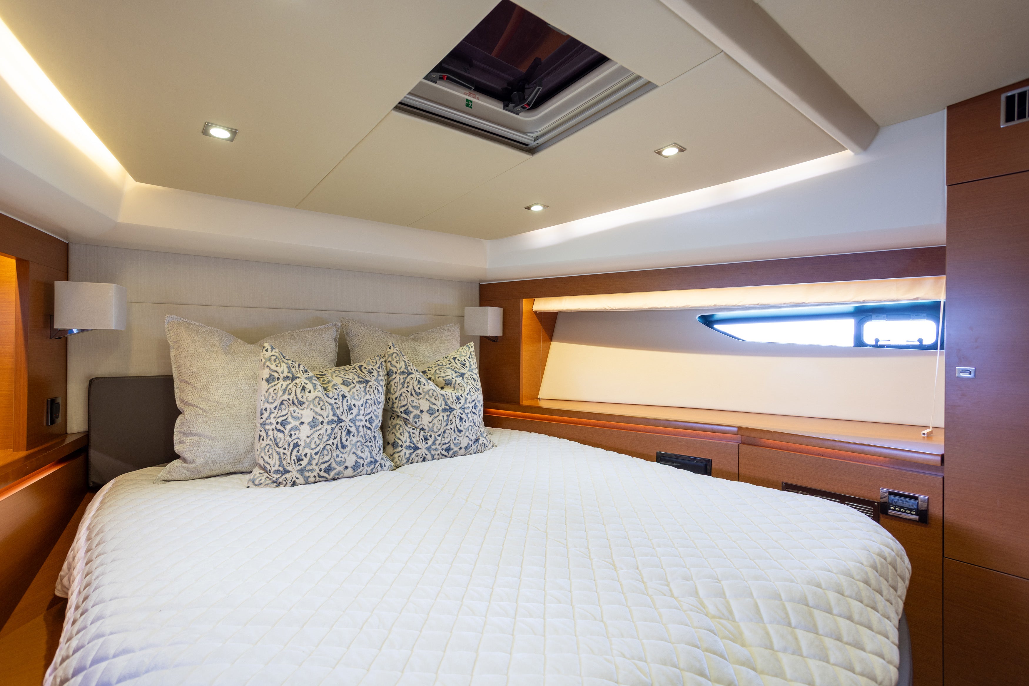 58FT Prestige