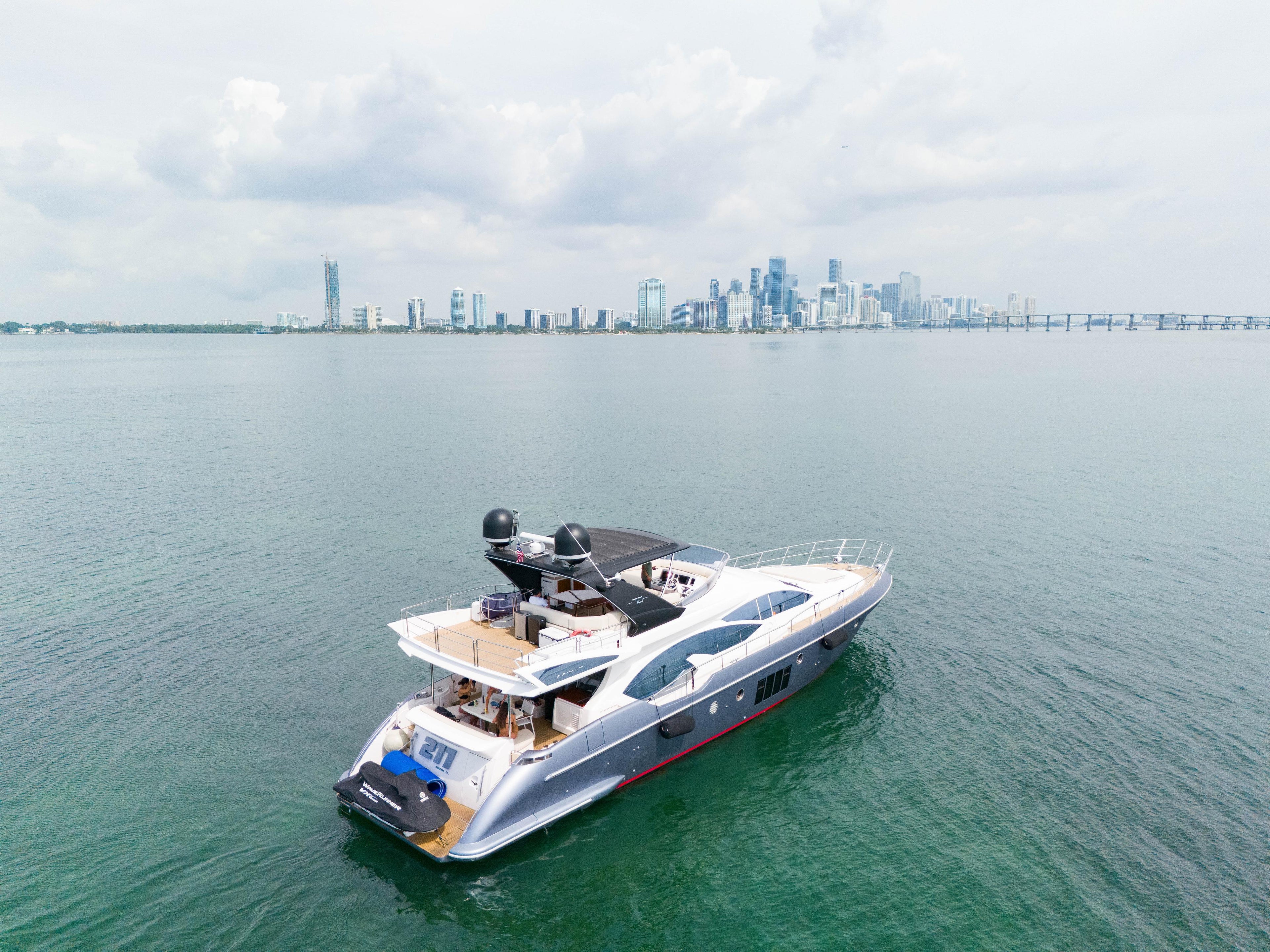70FT Azimut