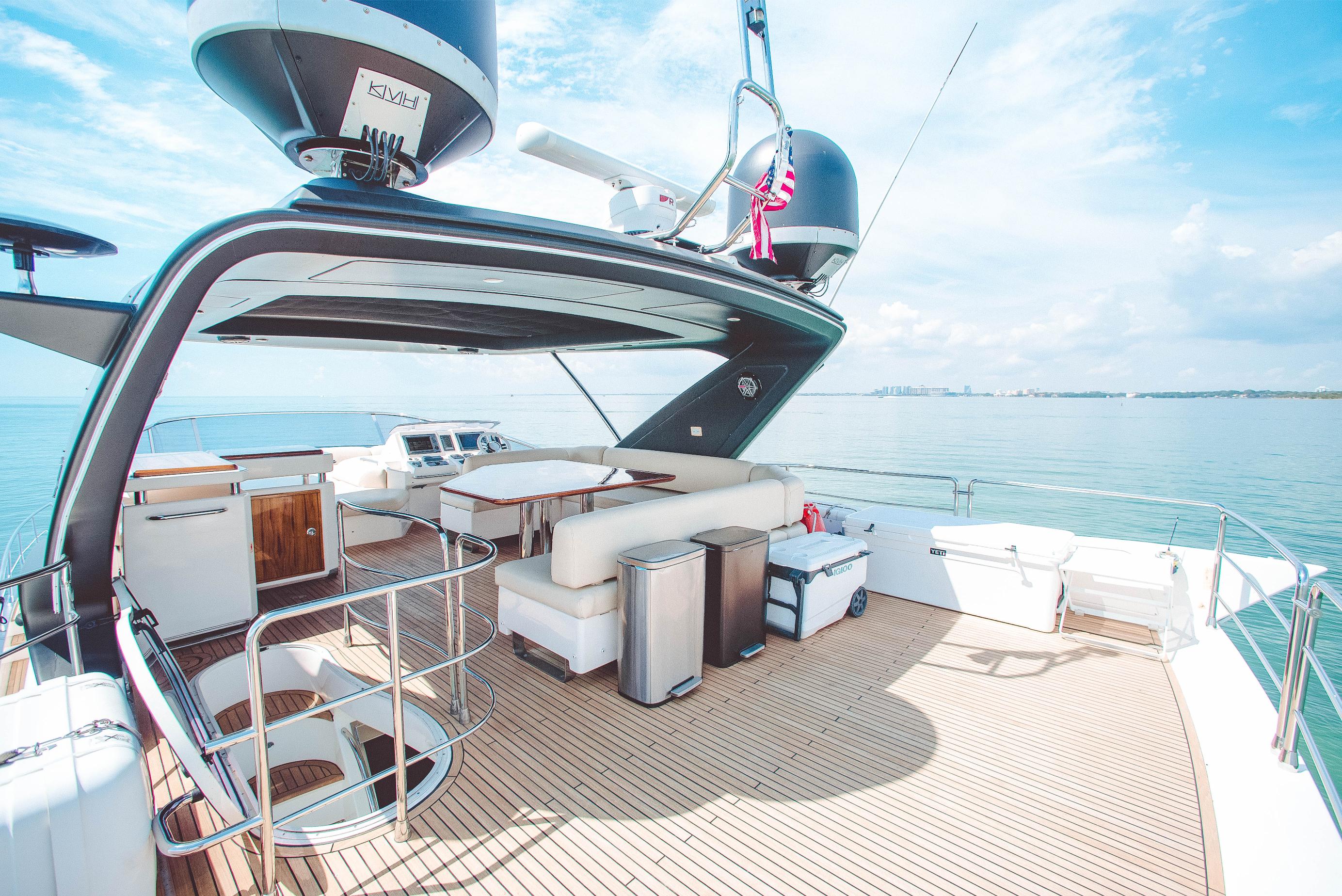 70FT Azimut