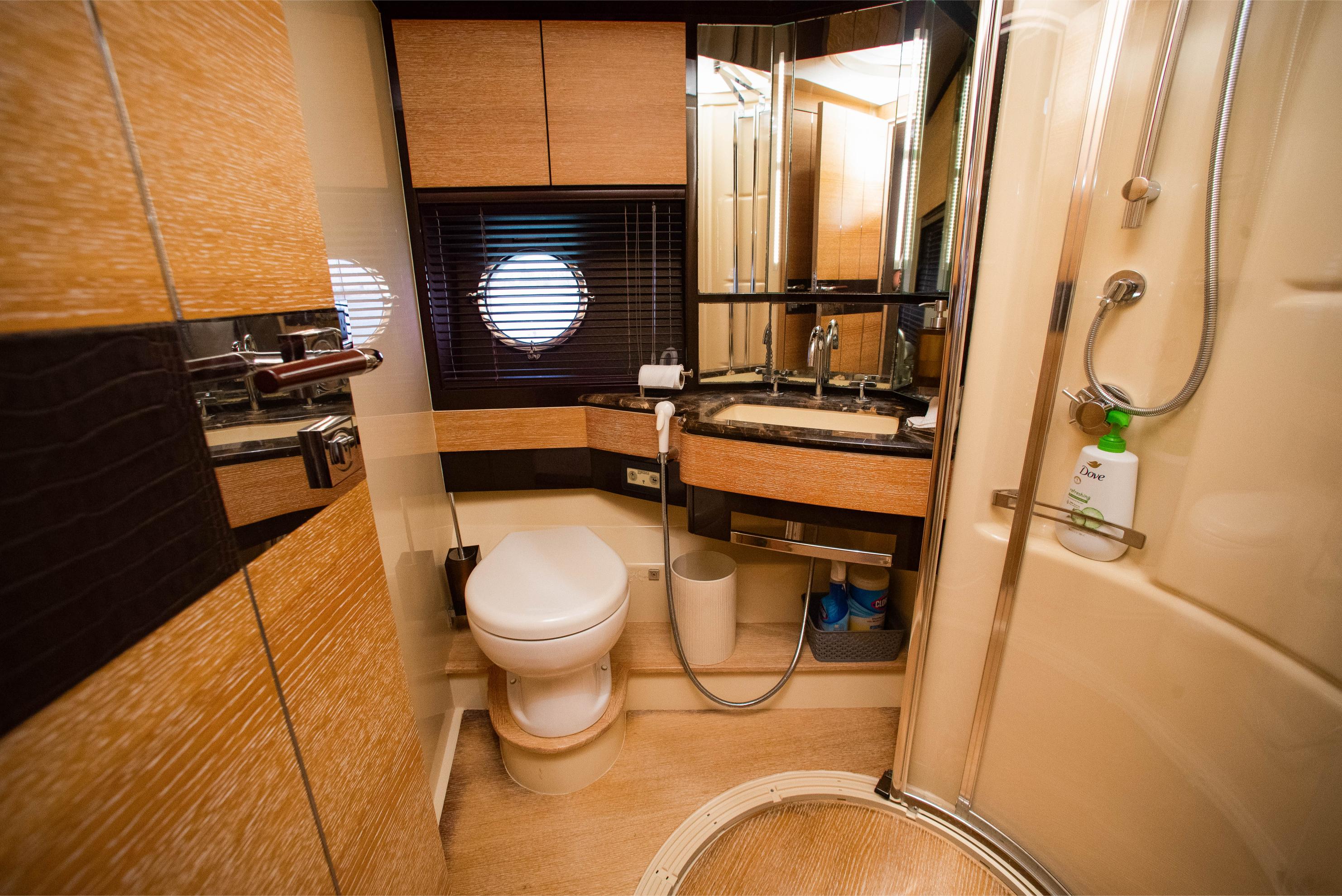 70FT Azimut