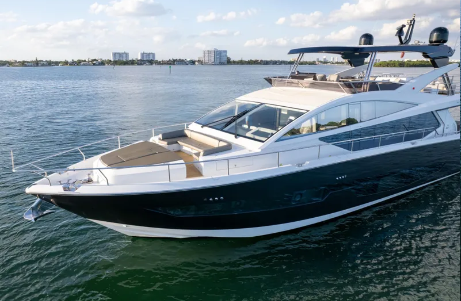 82ft Pearl