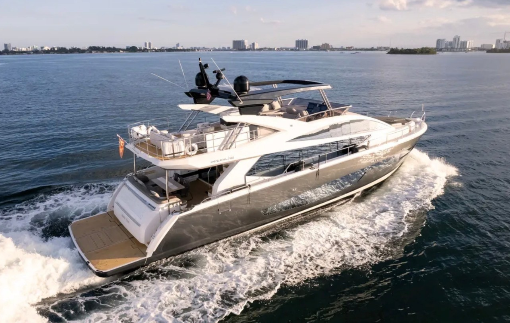 82ft Pearl