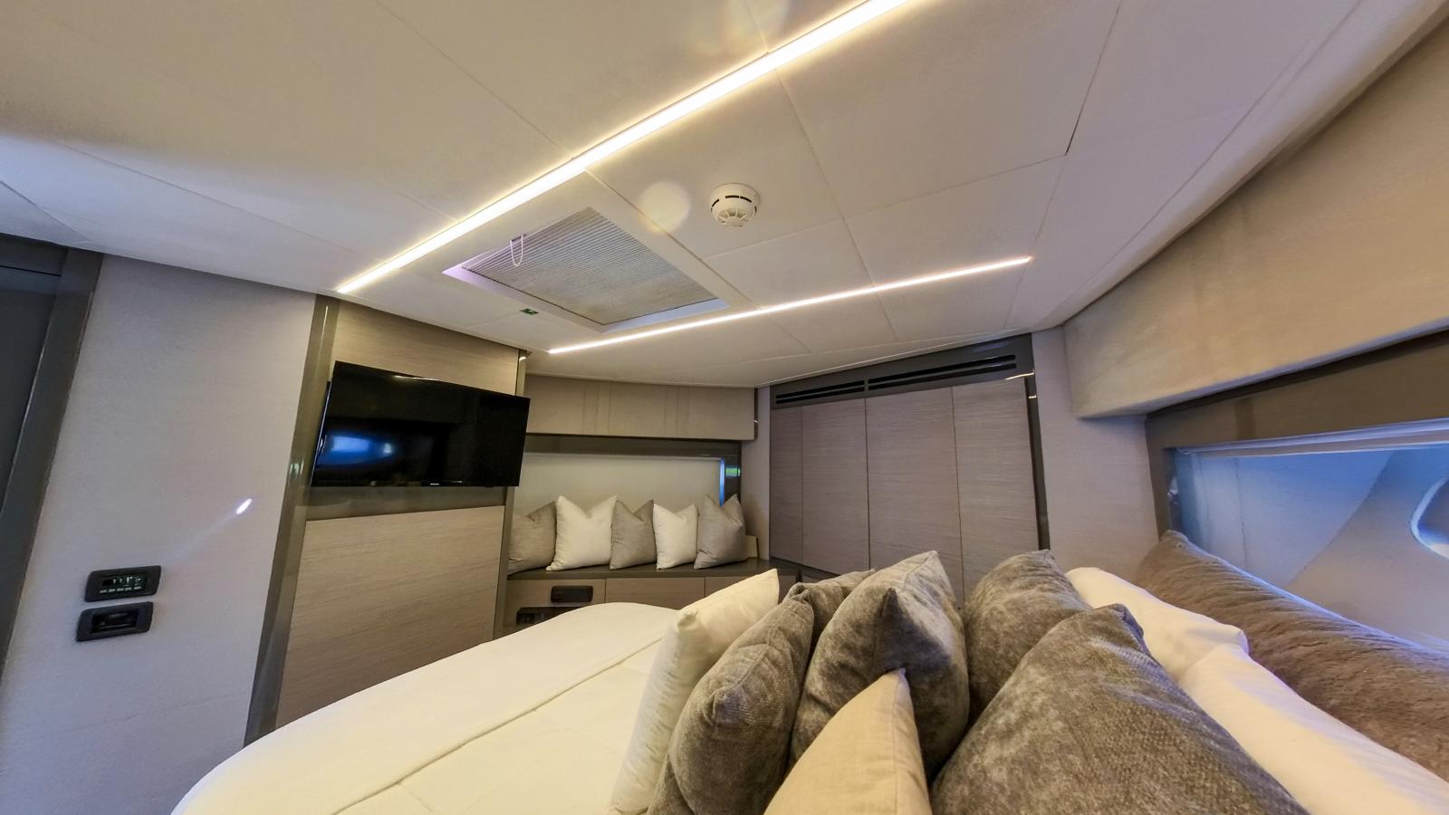 62ft Pershing