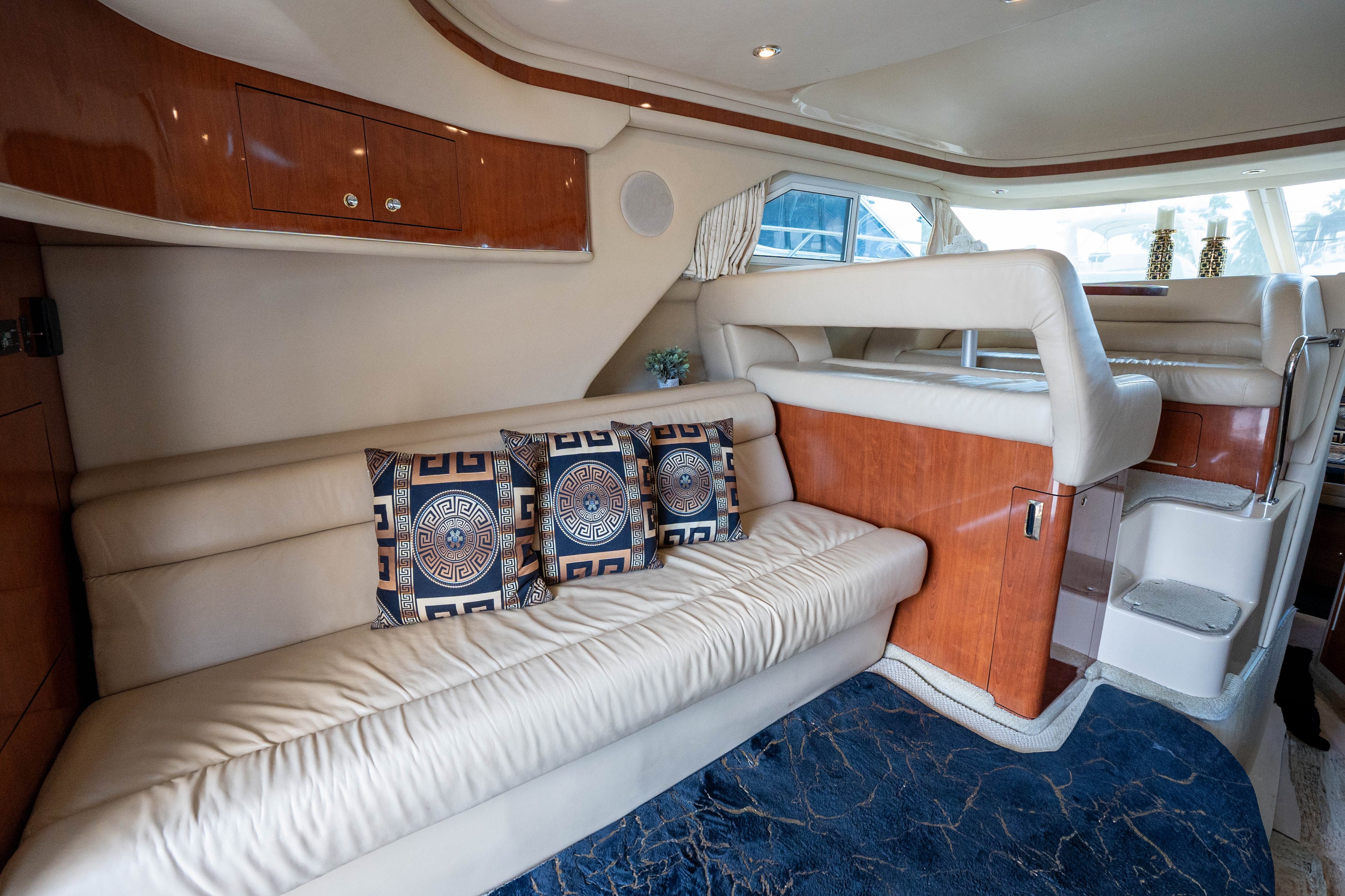 50FT Sea Ray Liv
