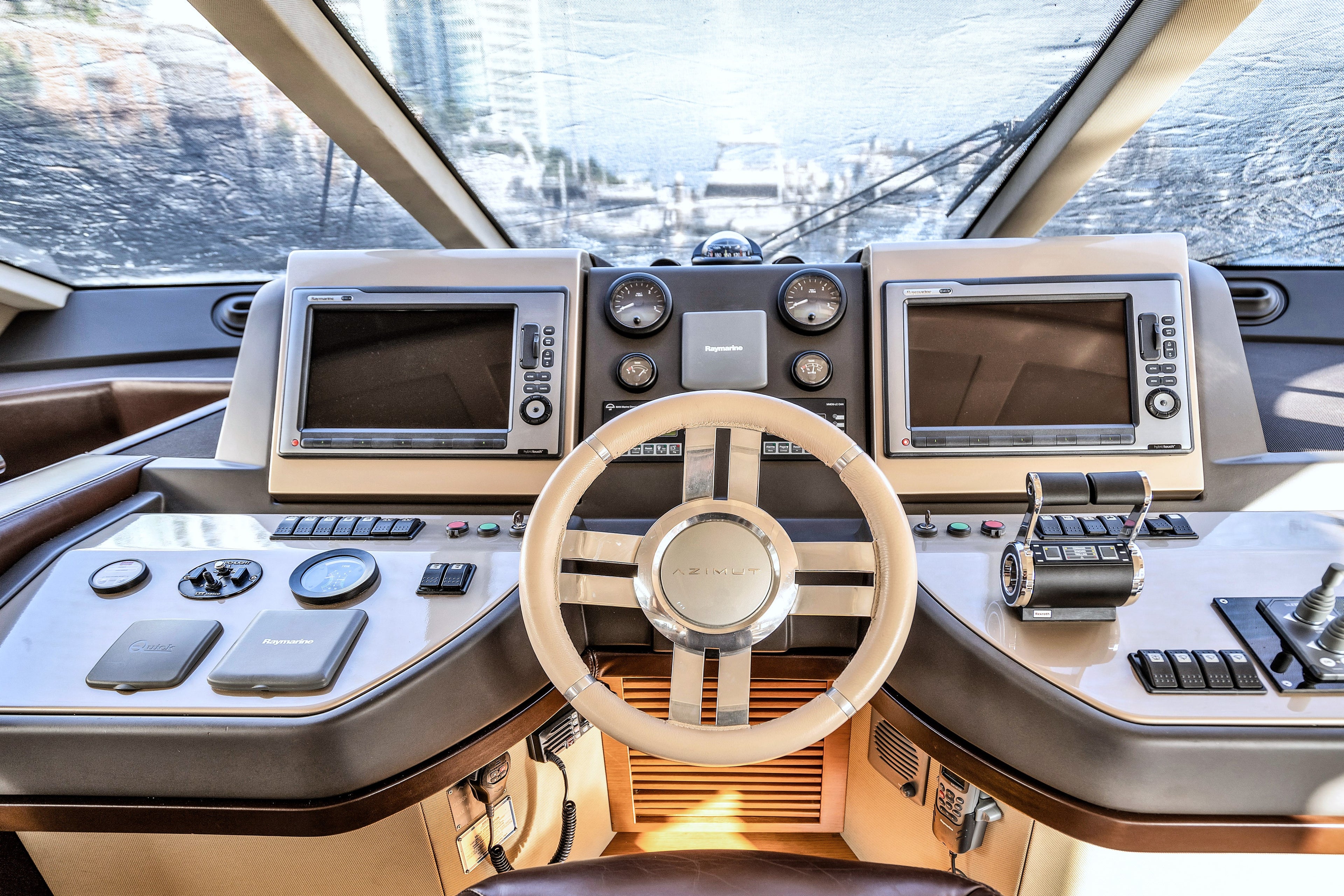 60FT Azimut