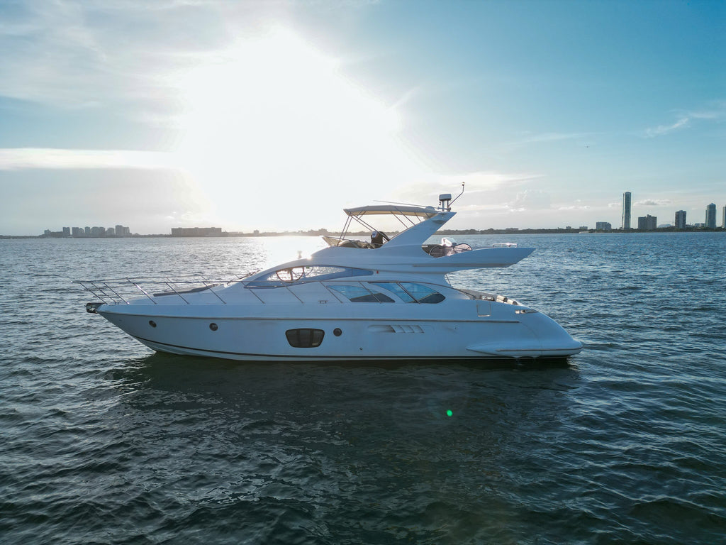 60 FT Azimut Luxury Charter