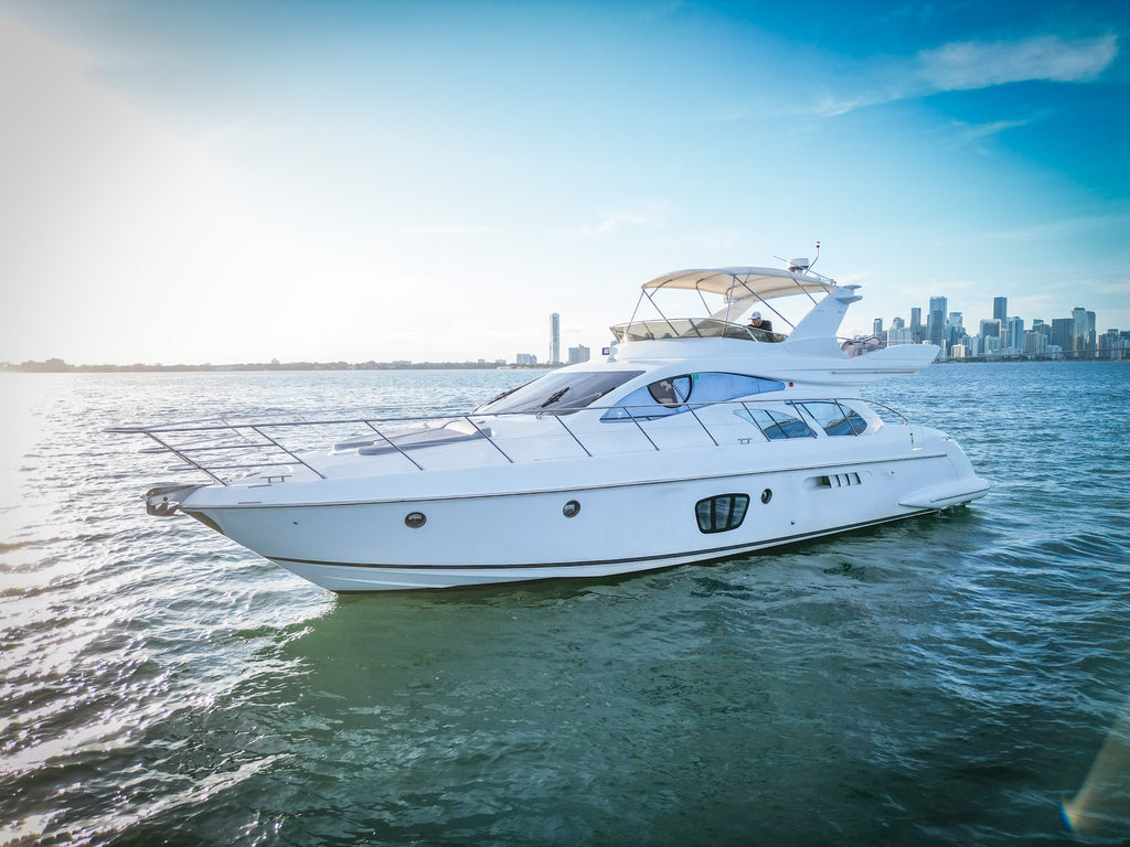 60 FT Azimut Luxury Charter