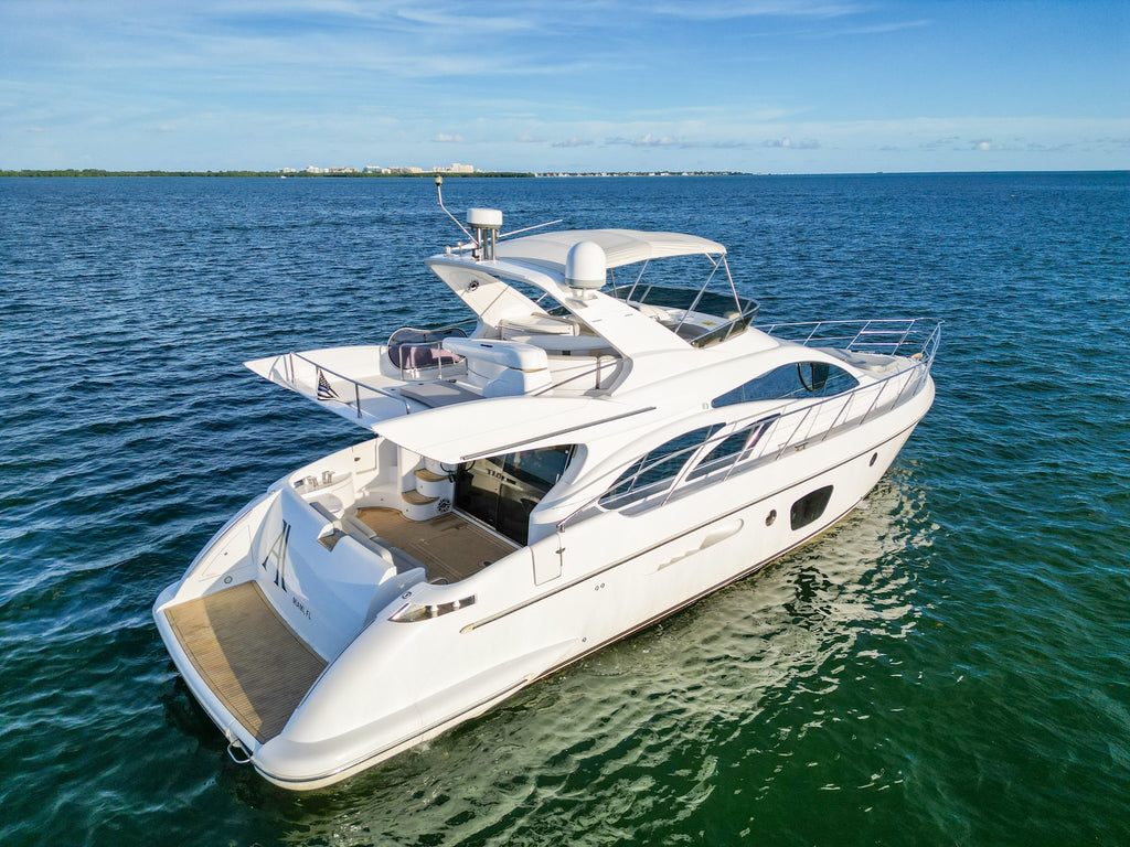 60 FT Azimut Luxury Charter