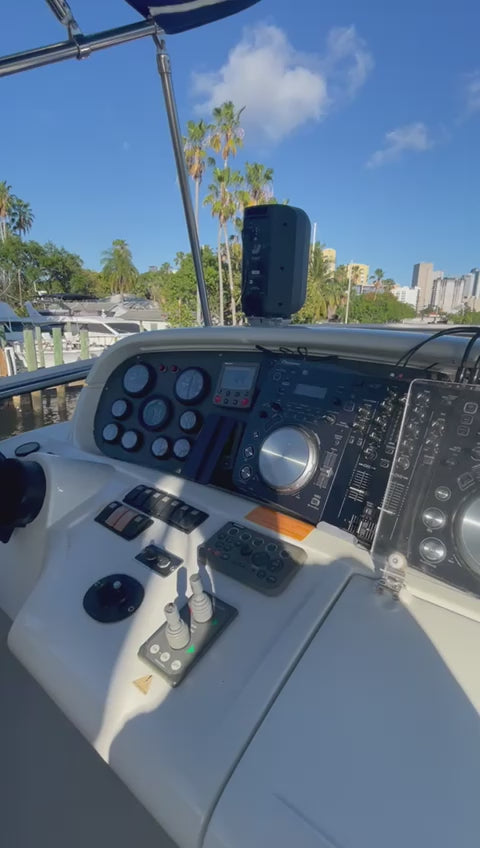 70FT Azimut DV