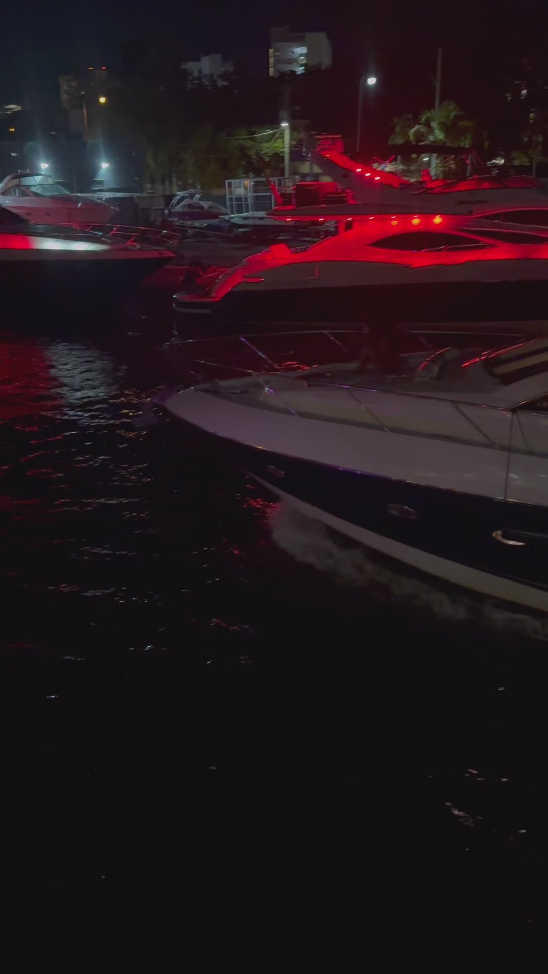 68ft Money Waves