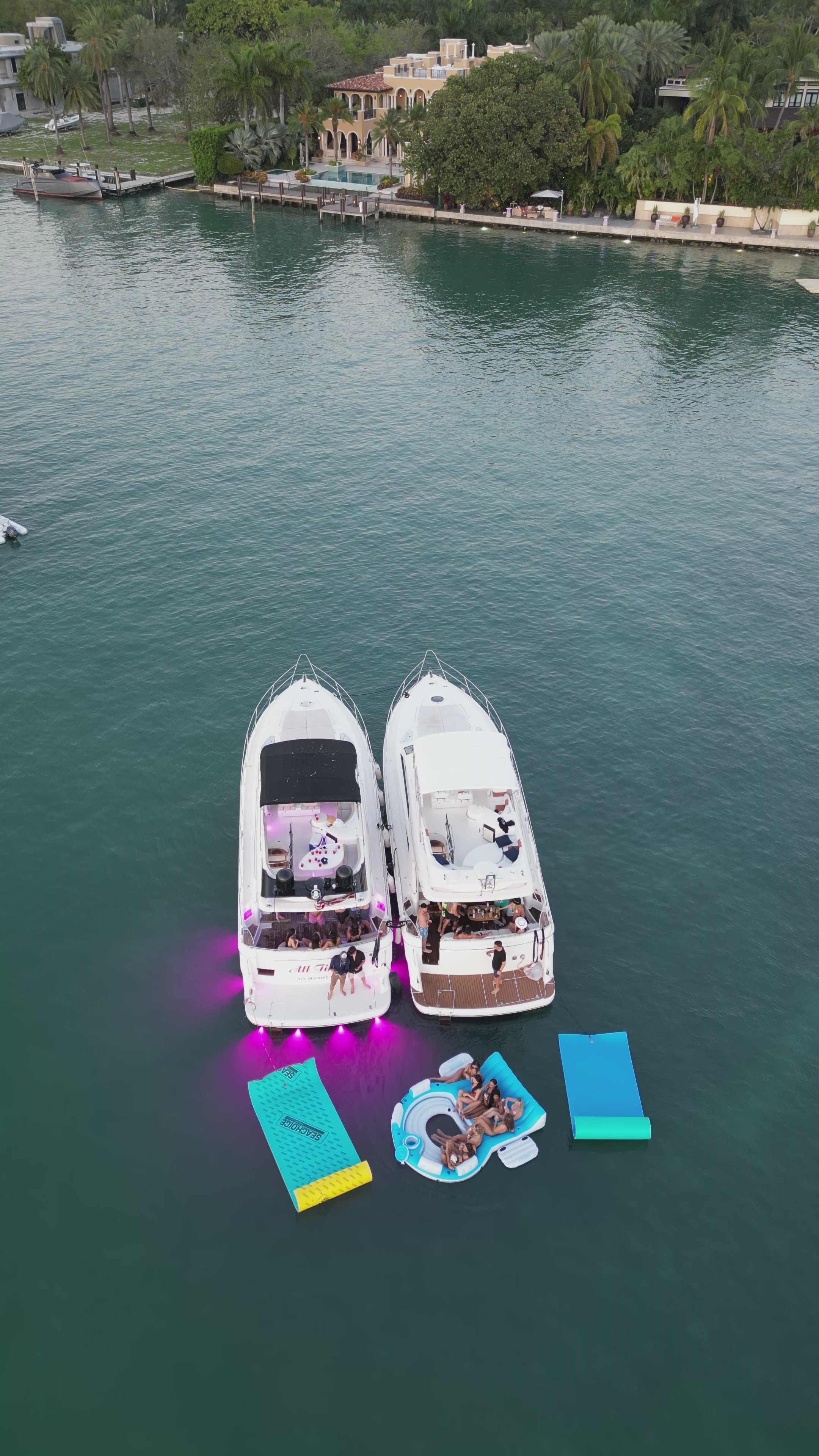 55FT Flybridge