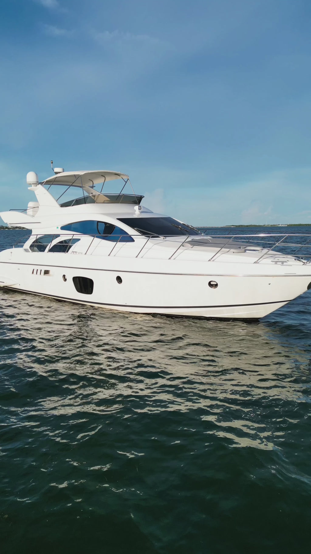 60 FT Azimut Luxury Charter