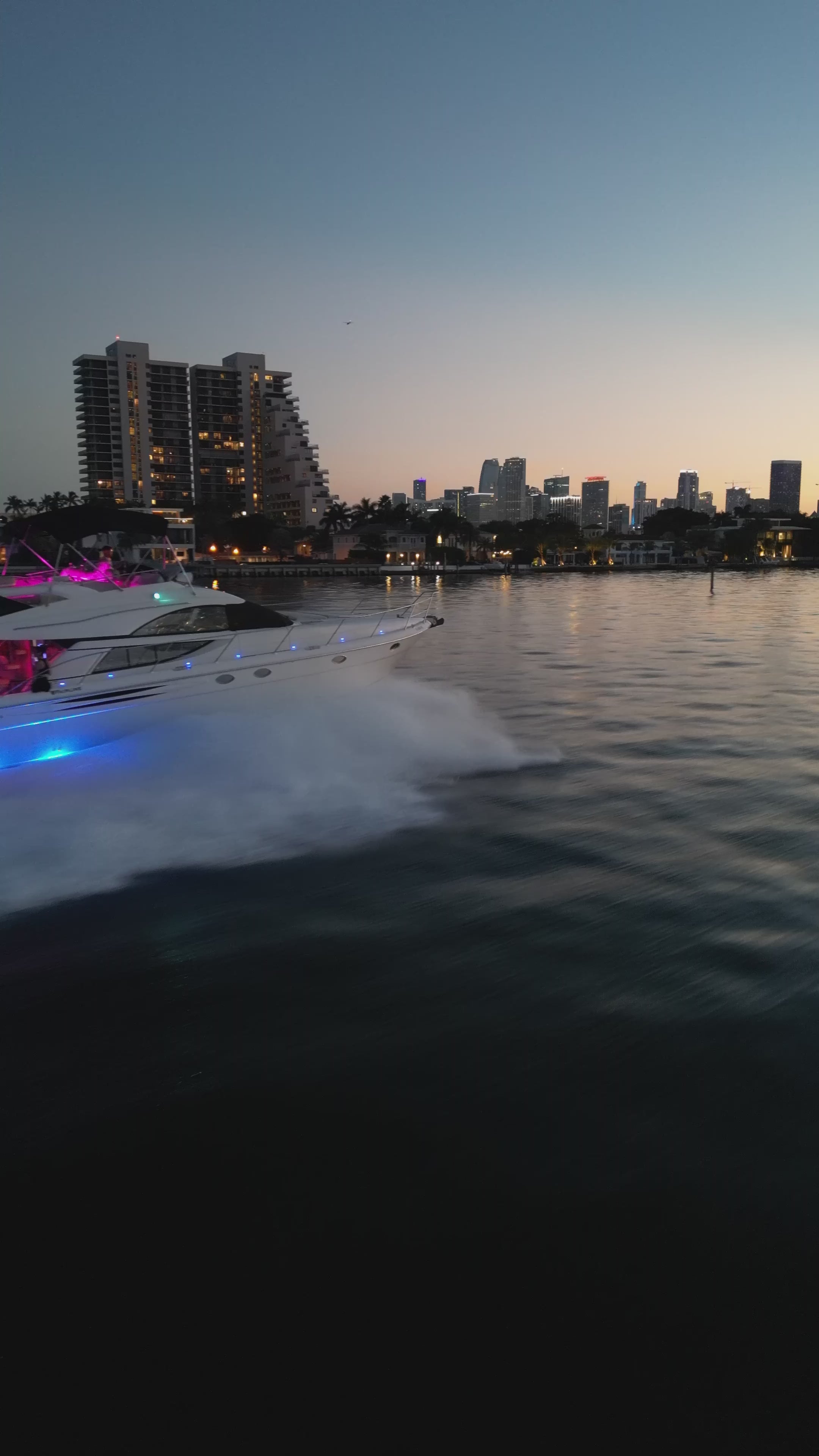 55FT Flybridge