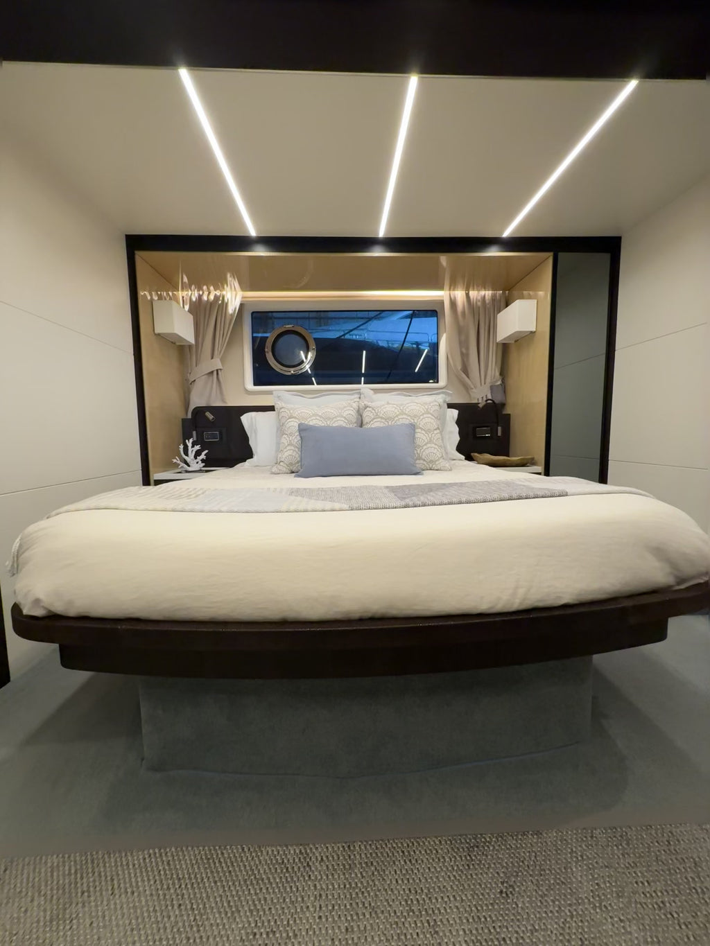 68ft Azimut The One