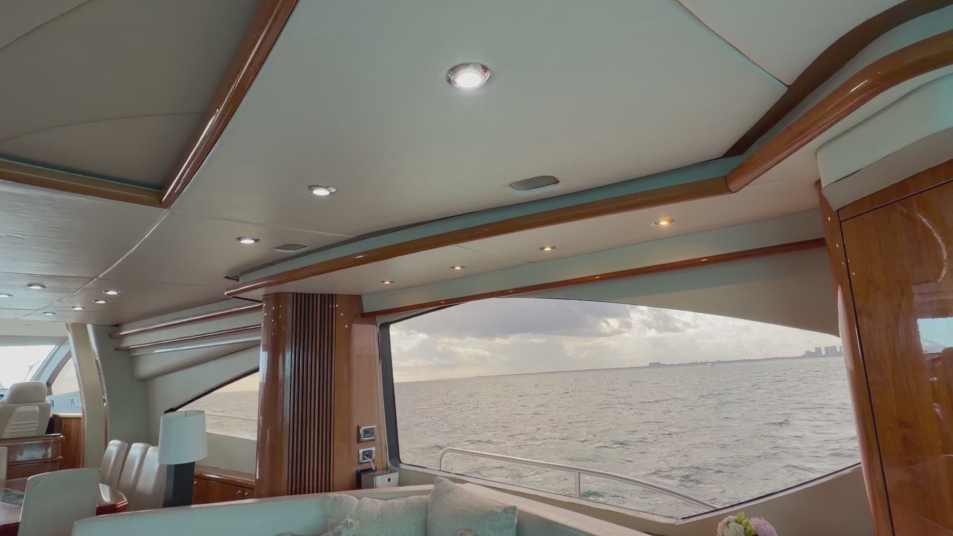 90FT Deep Blue