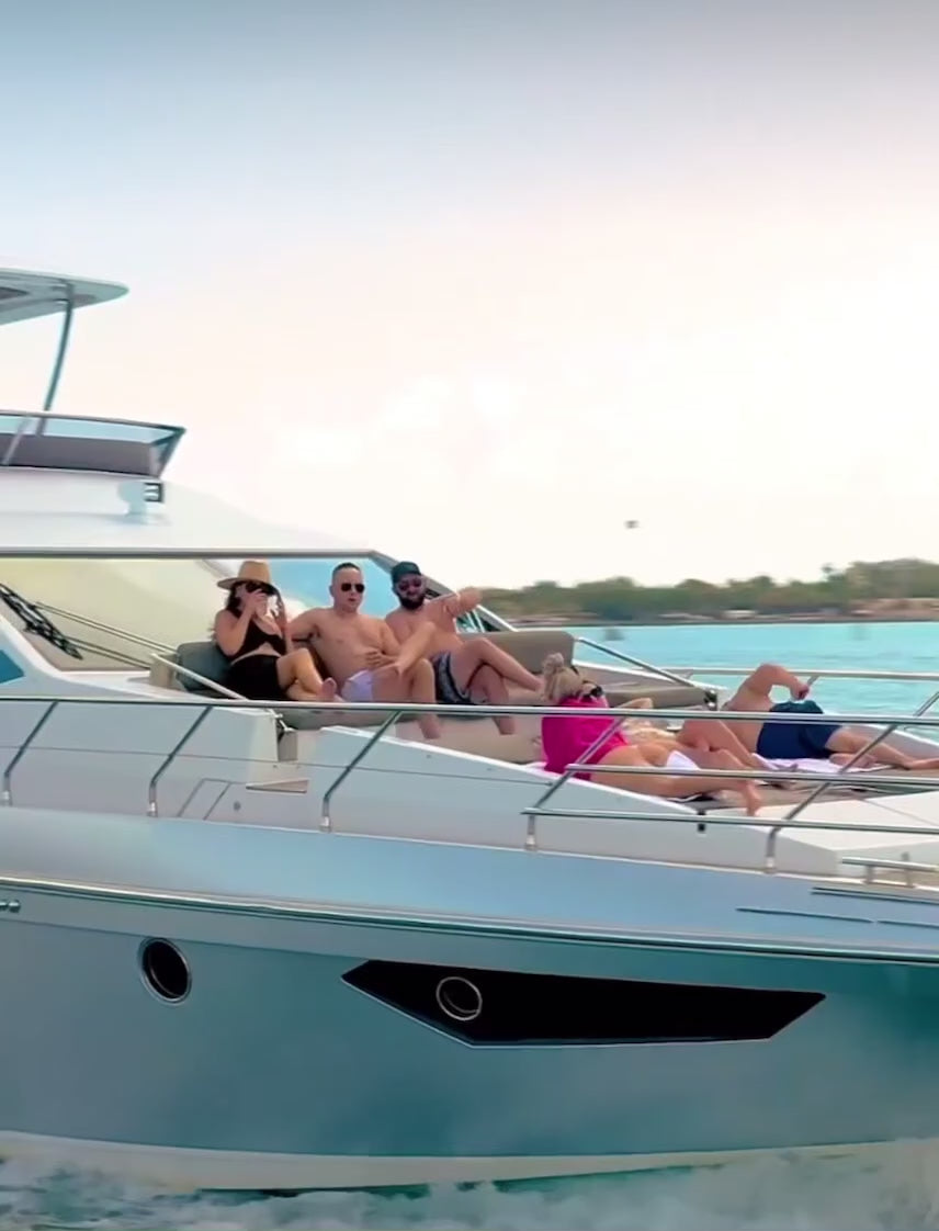 68ft Azimut